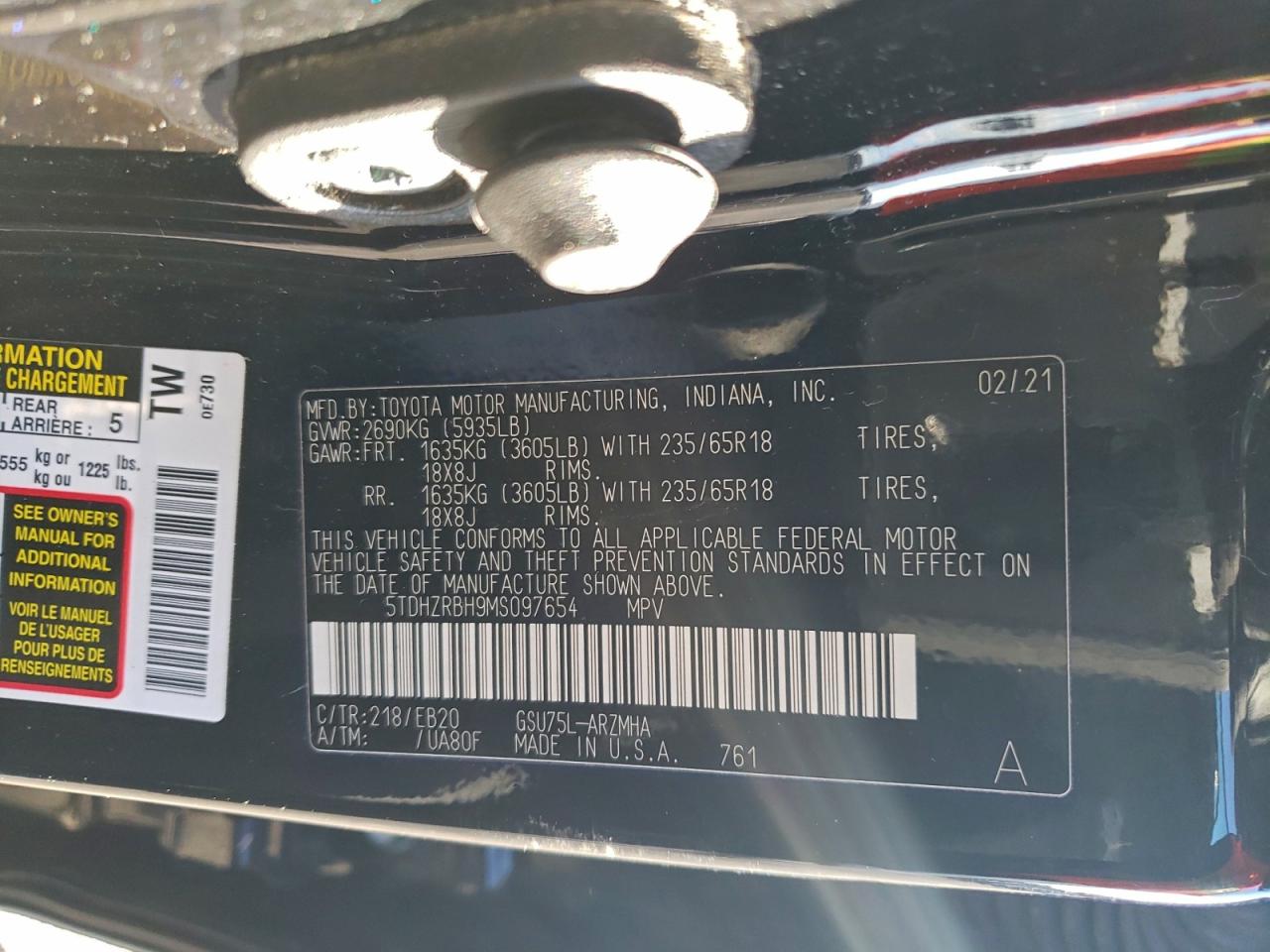 2021 TOYOTA HIGHLANDER XLE photo 14