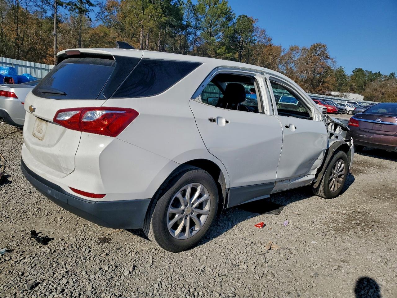2021 CHEVROLET EQUINOX LS photo 5
