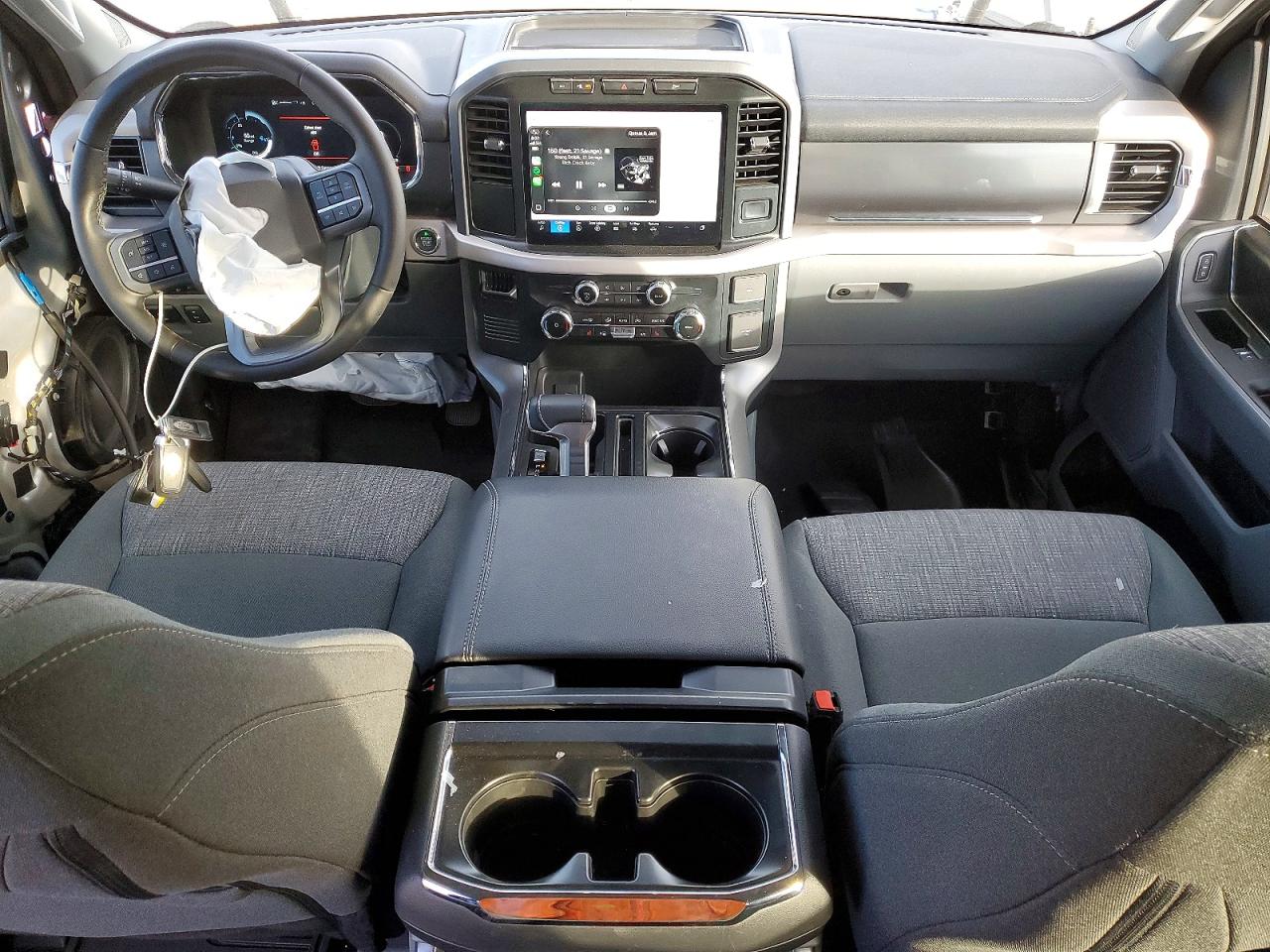 2023 FORD F150 LIGHTNING PRO photo 8