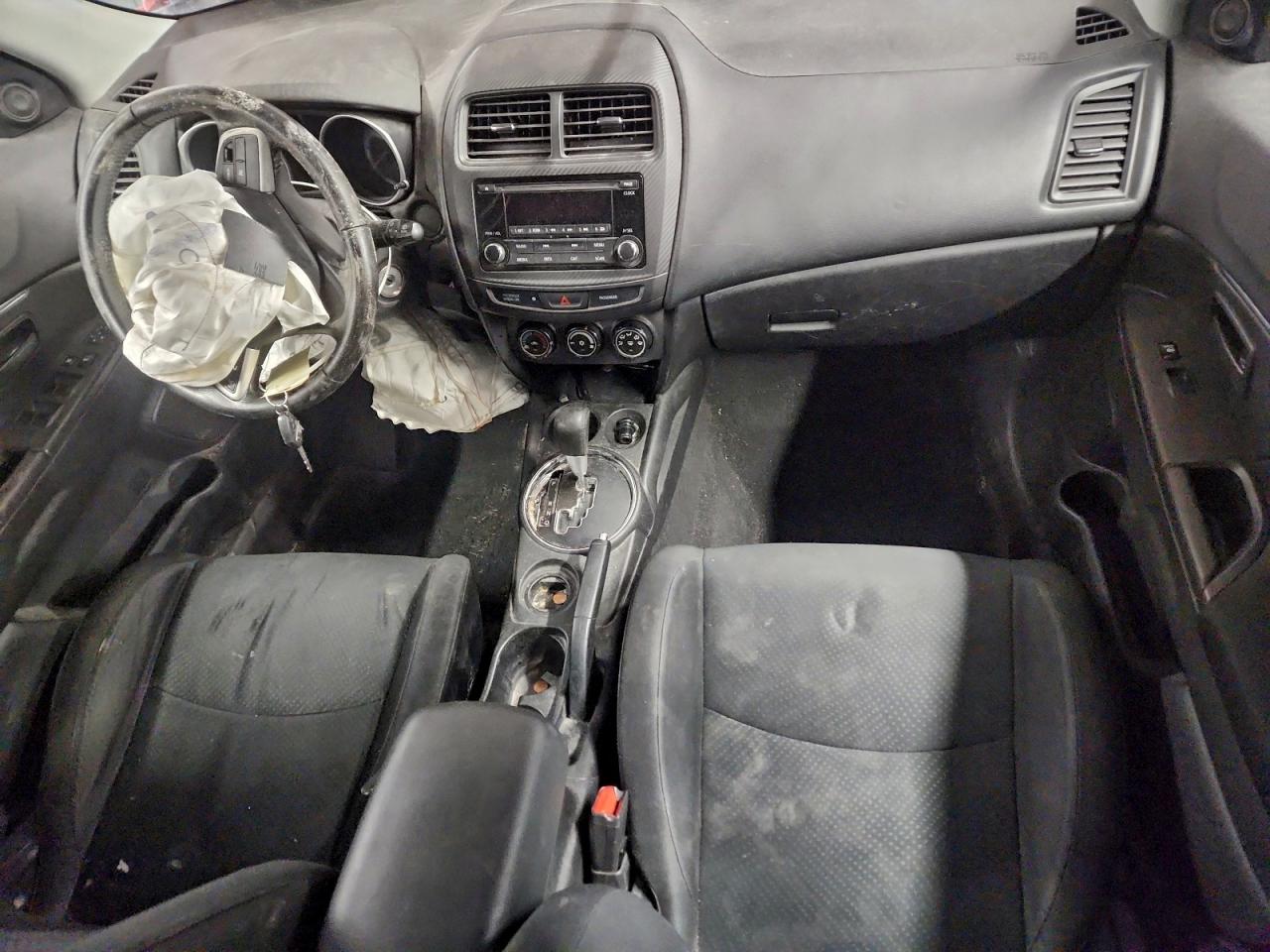 2015 MITSUBISHI OUTLANDER SPORT ES photo 8
