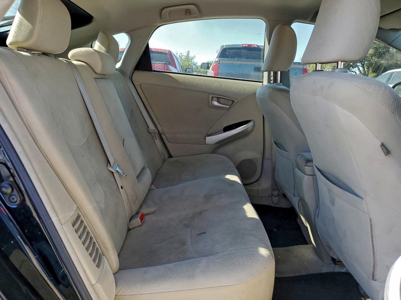 2011 TOYOTA PRIUS photo 19