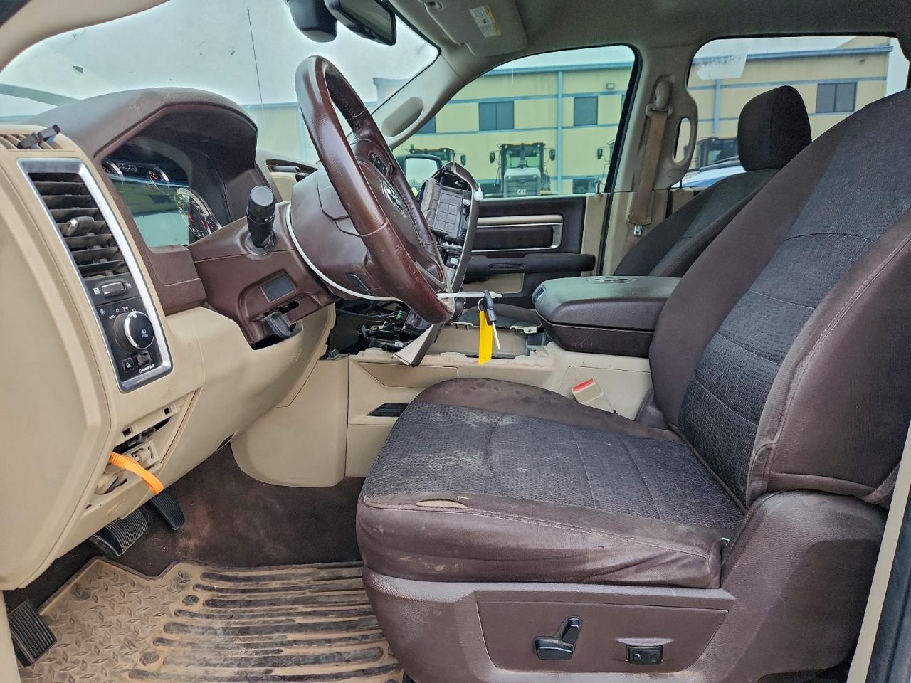 2018 RAM 1500 SLT photo 13