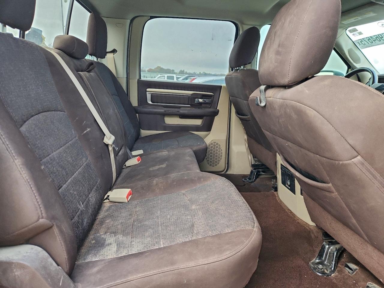2018 RAM 1500 SLT photo 19