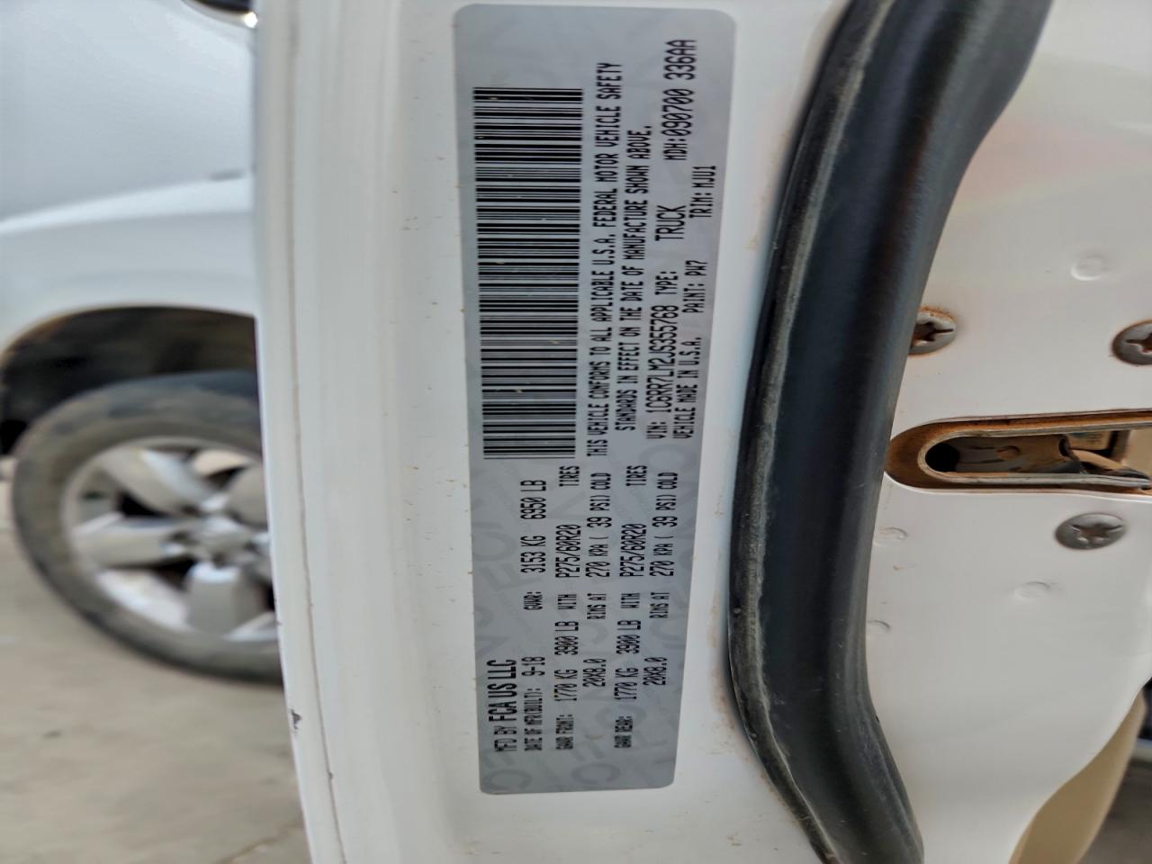 2018 RAM 1500 SLT photo 25
