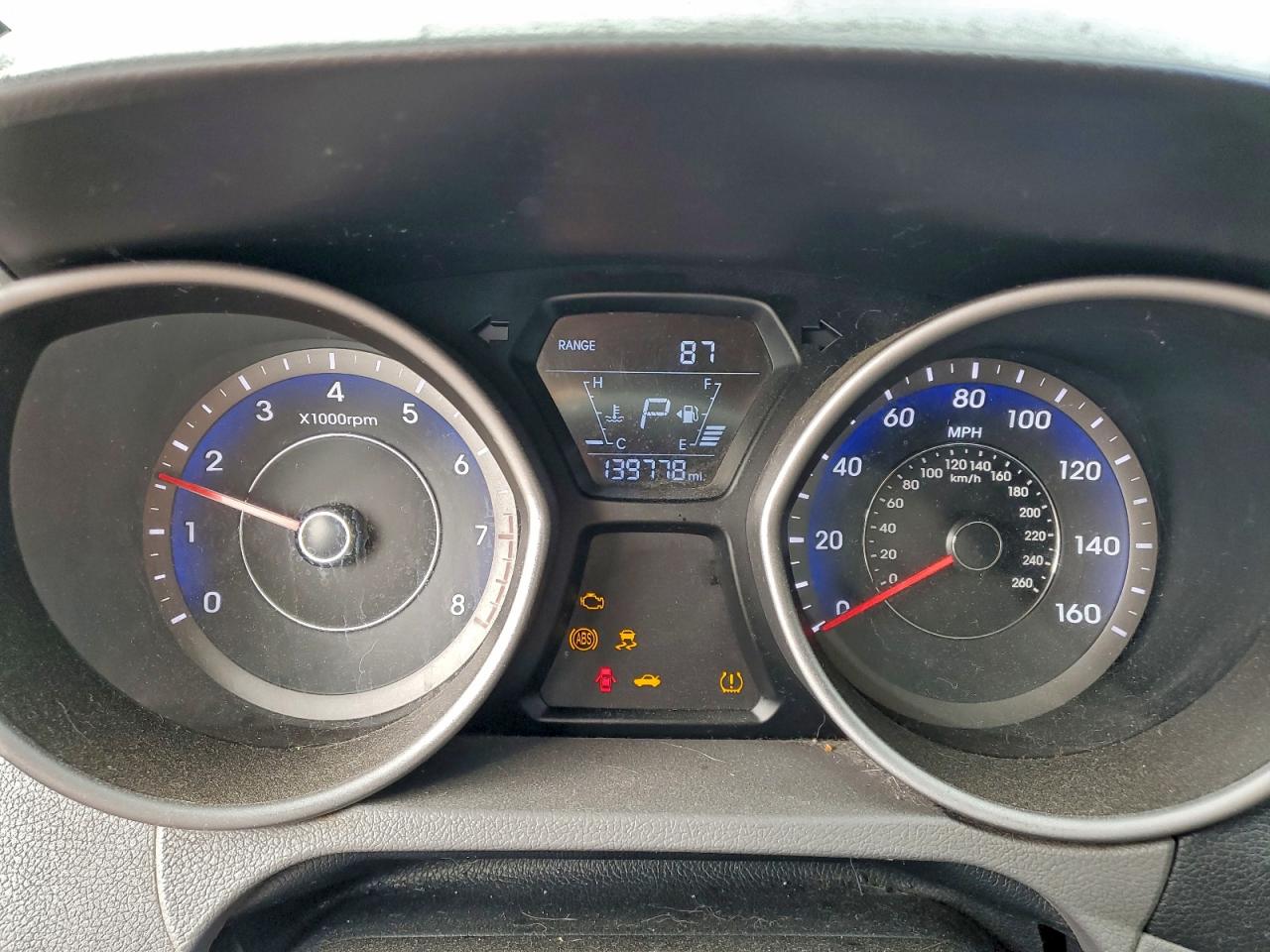 2015 HYUNDAI ELANTRA SE photo 17