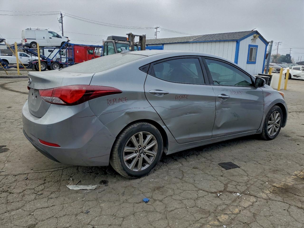 2015 HYUNDAI ELANTRA SE photo 5