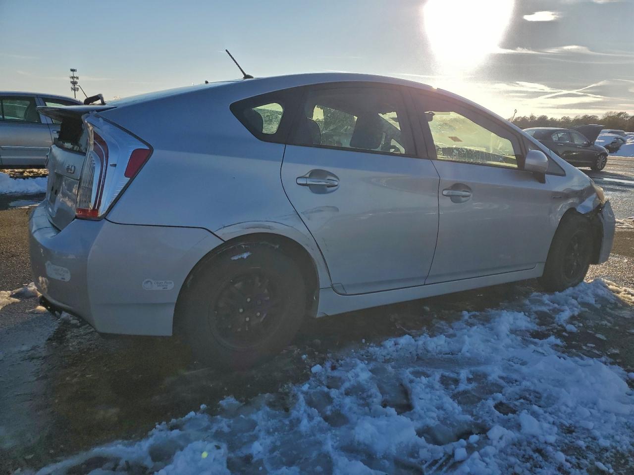 2012 TOYOTA PRIUS photo 5