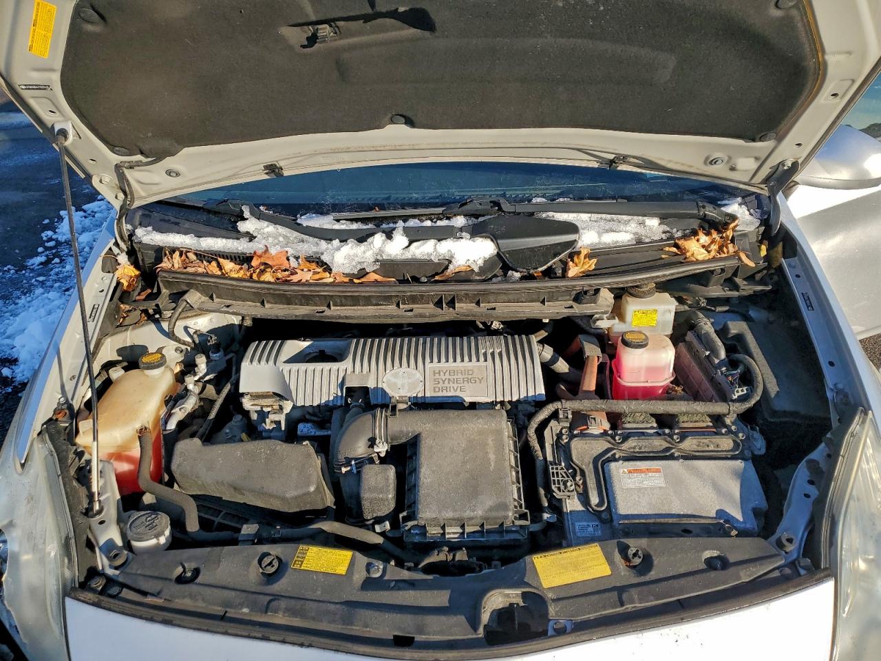 2012 TOYOTA PRIUS photo 21