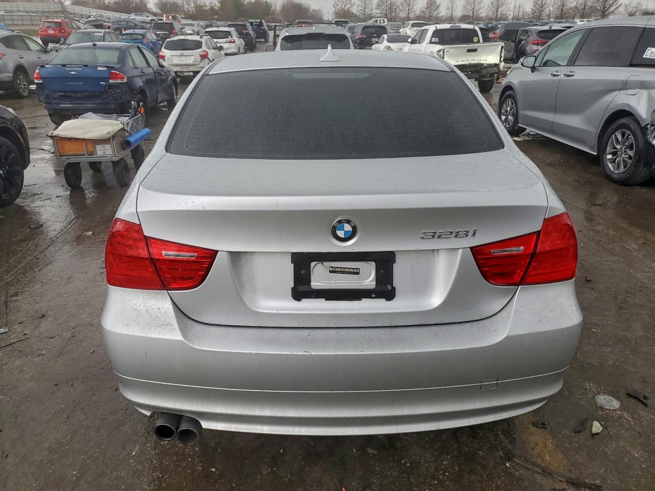 2011 BMW 328 XI photo 11