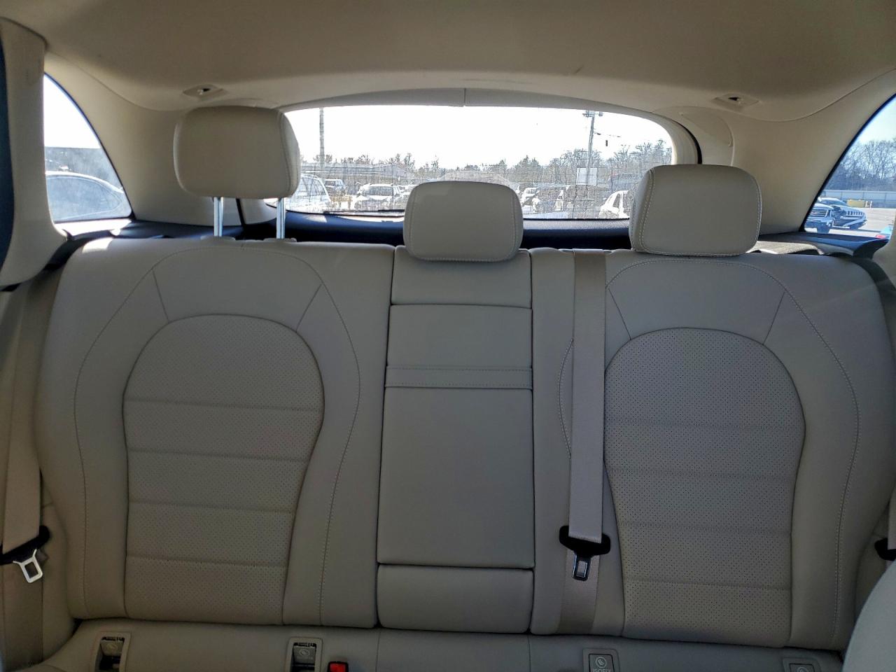 2018 MERCEDES-BENZ GLC 300 photo 10