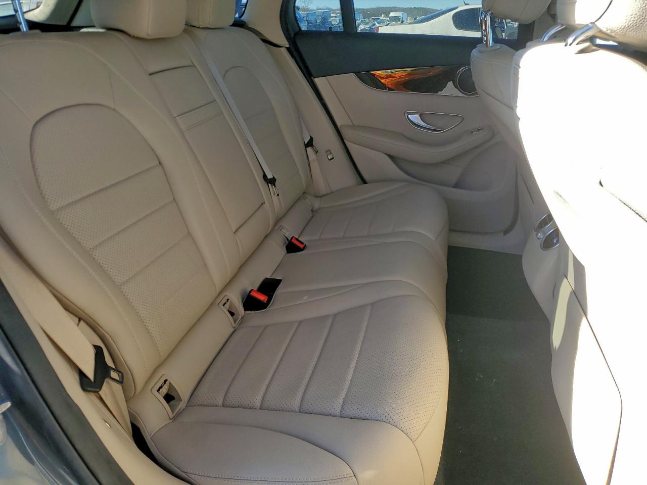 2018 MERCEDES-BENZ GLC 300 photo 11