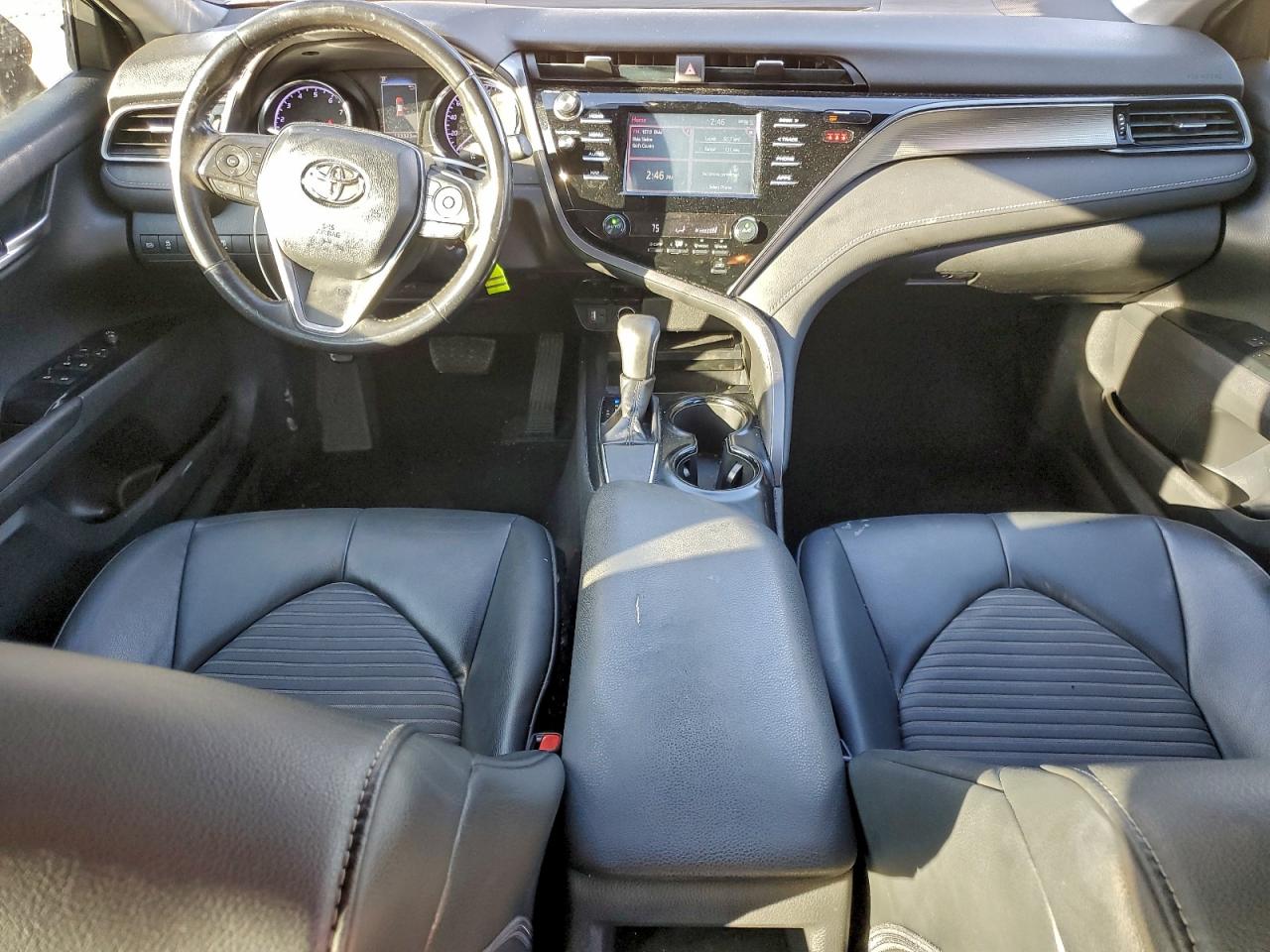 2019 TOYOTA CAMRY L photo 15