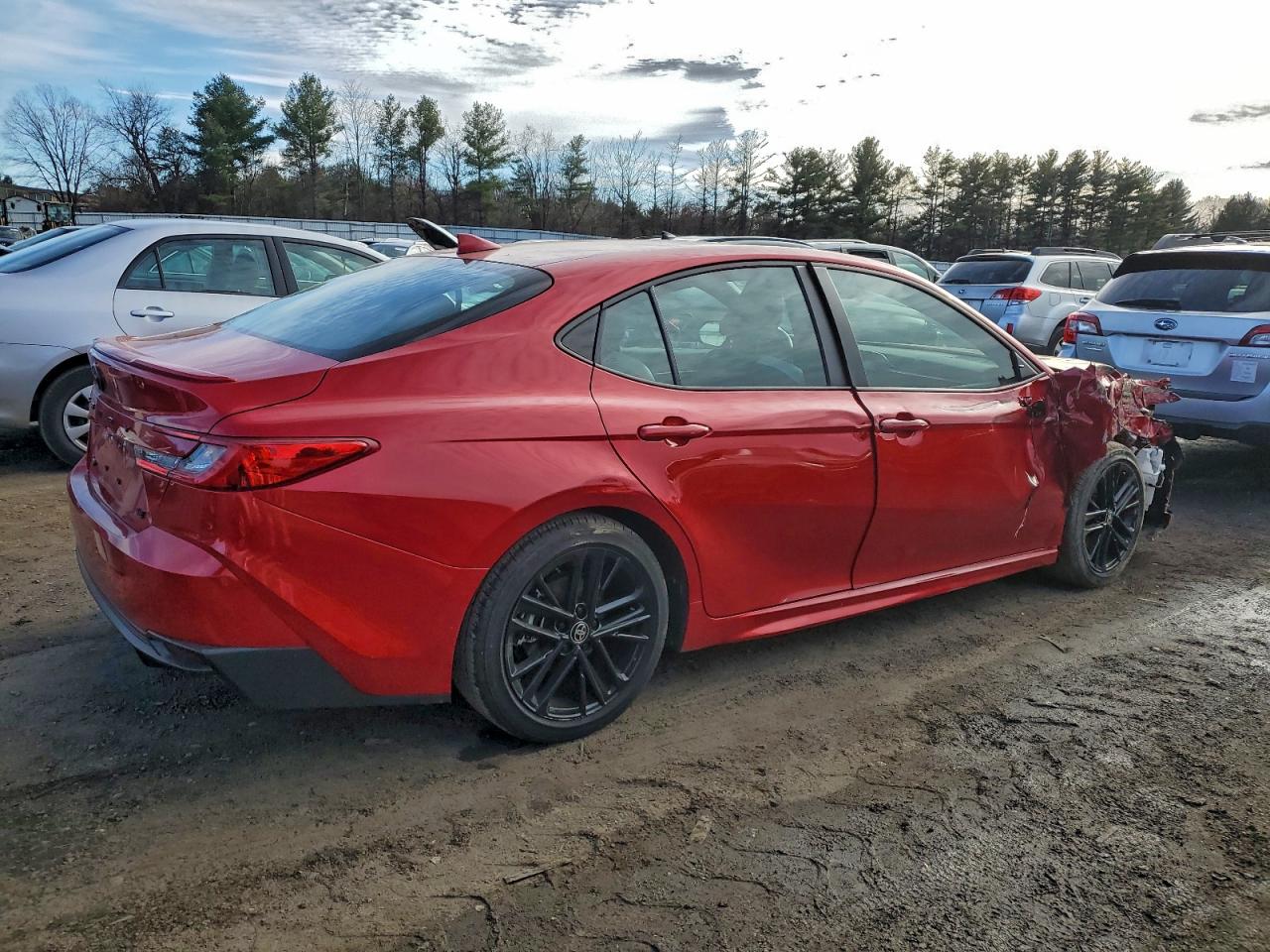 2025 TOYOTA CAMRY XSE photo 3