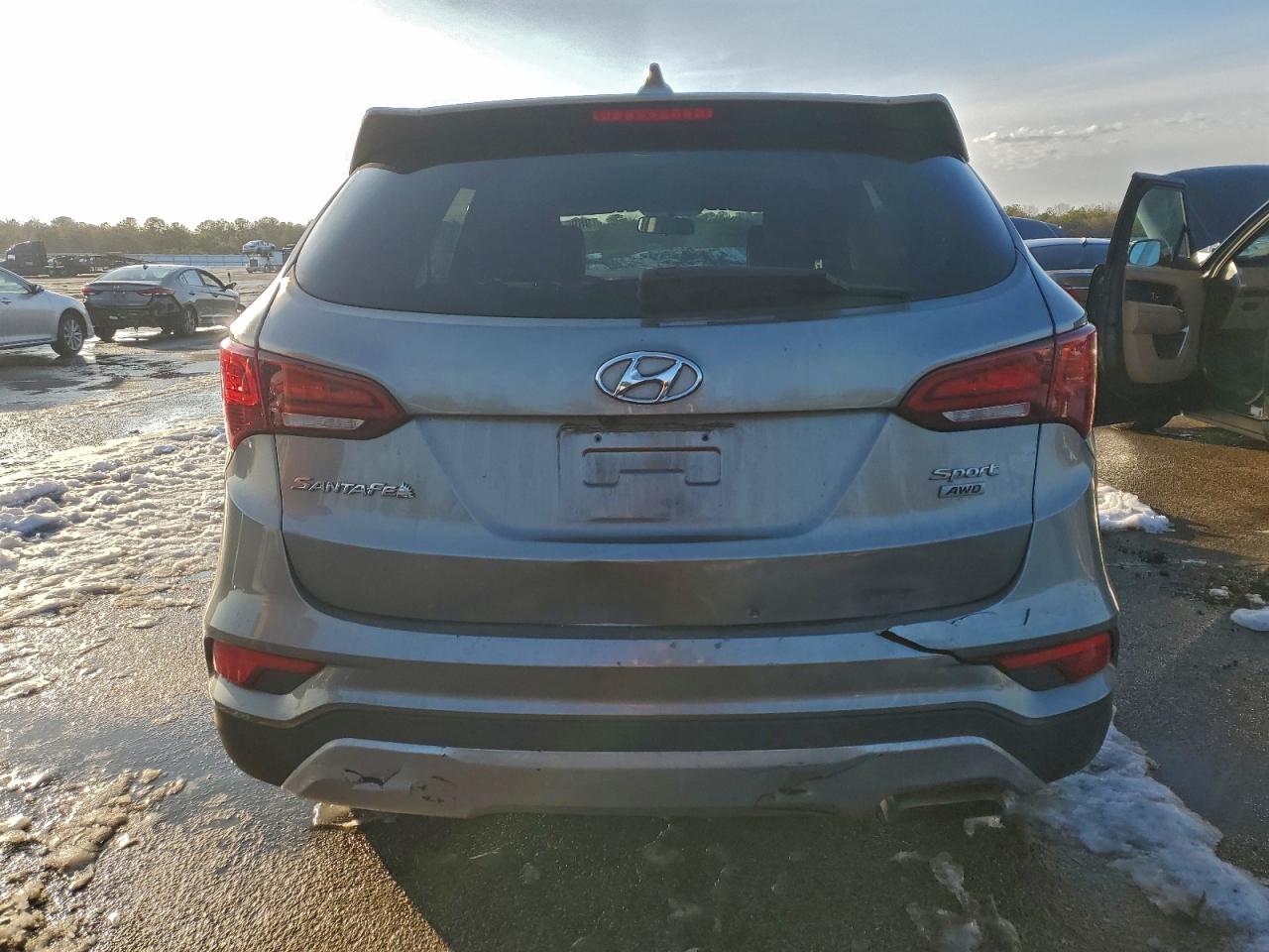 2017 HYUNDAI SANTA FE SPORT photo 11