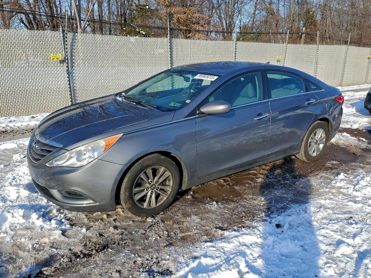 2011 HYUNDAI SONATA