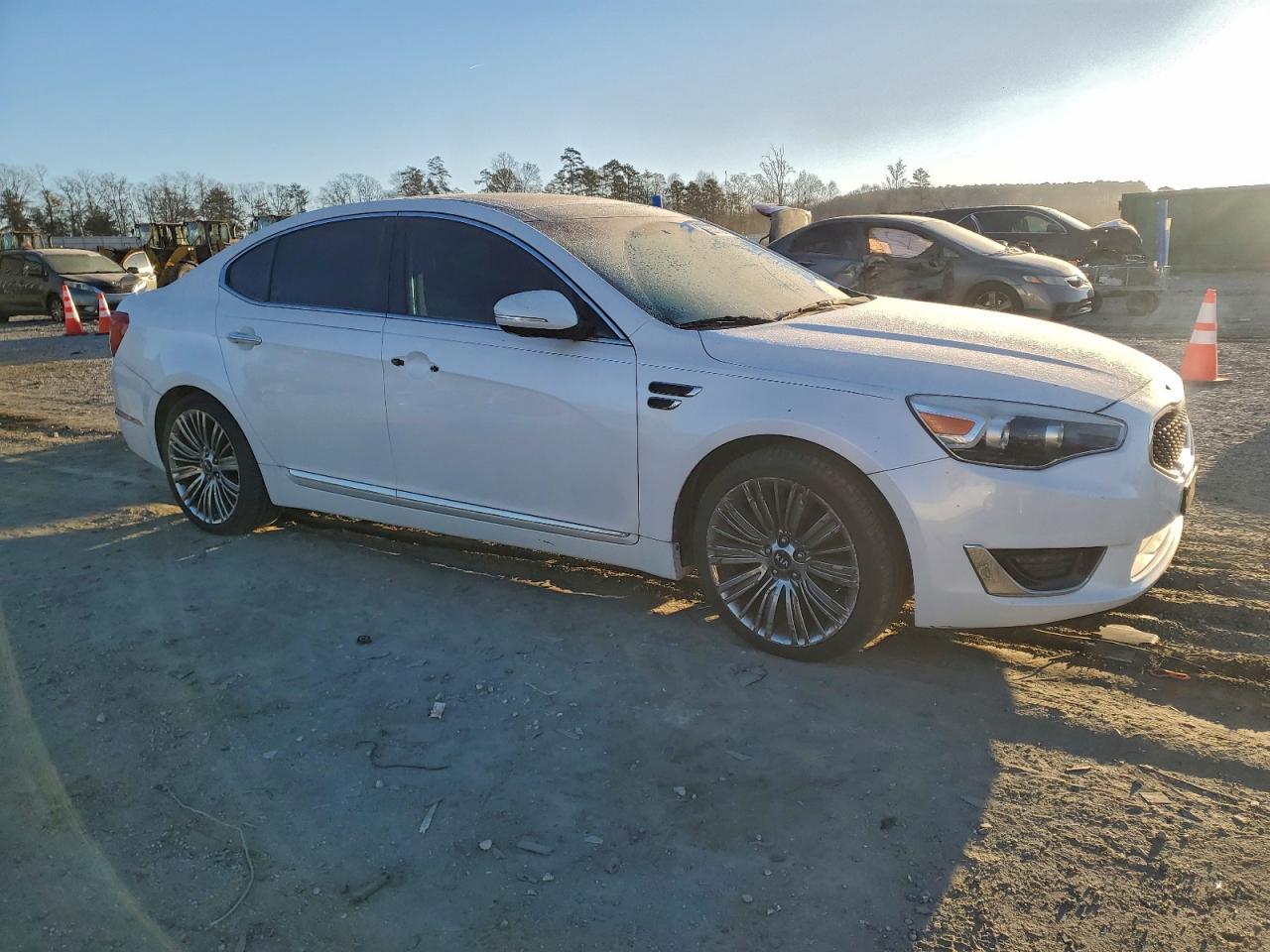2015 KIA CADENZA PREMIUM photo 4