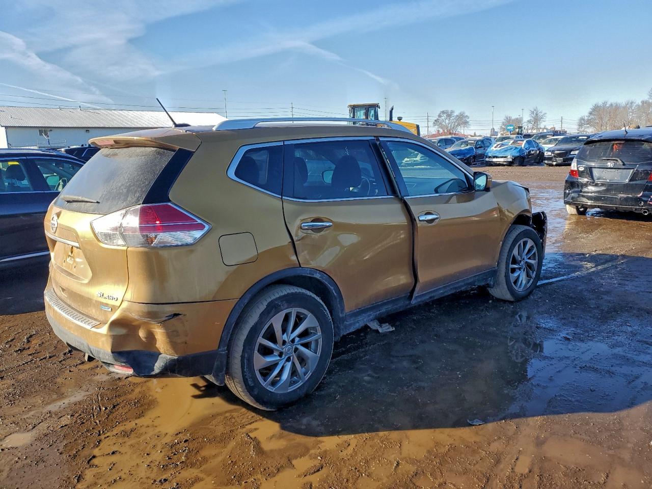 2014 NISSAN ROGUE S photo 5