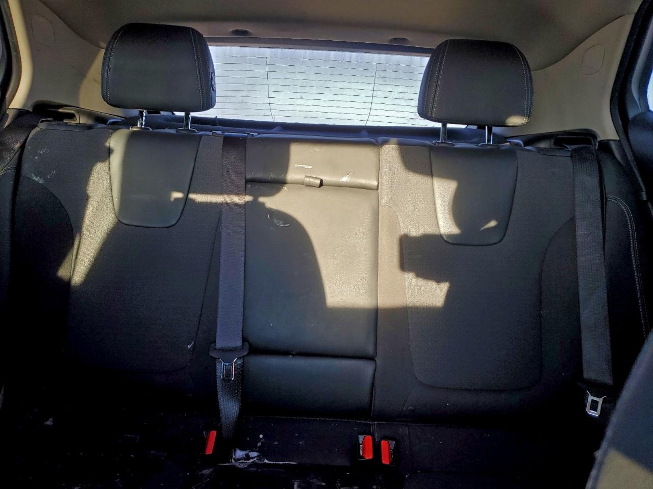 2020 BUICK ENCORE GX SELECT photo 19