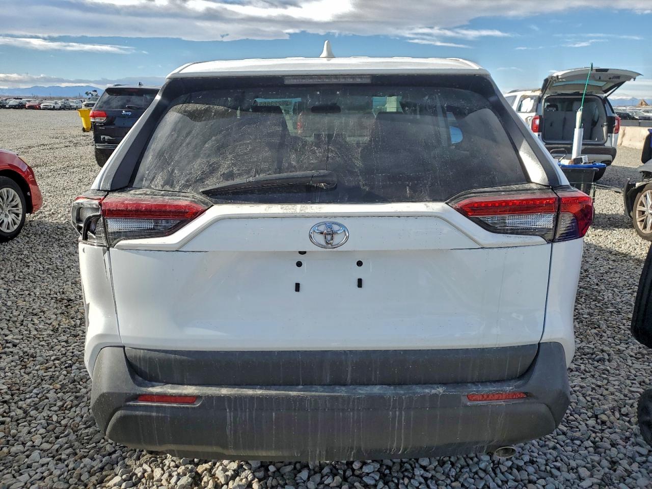 2024 TOYOTA RAV4 LE photo 11