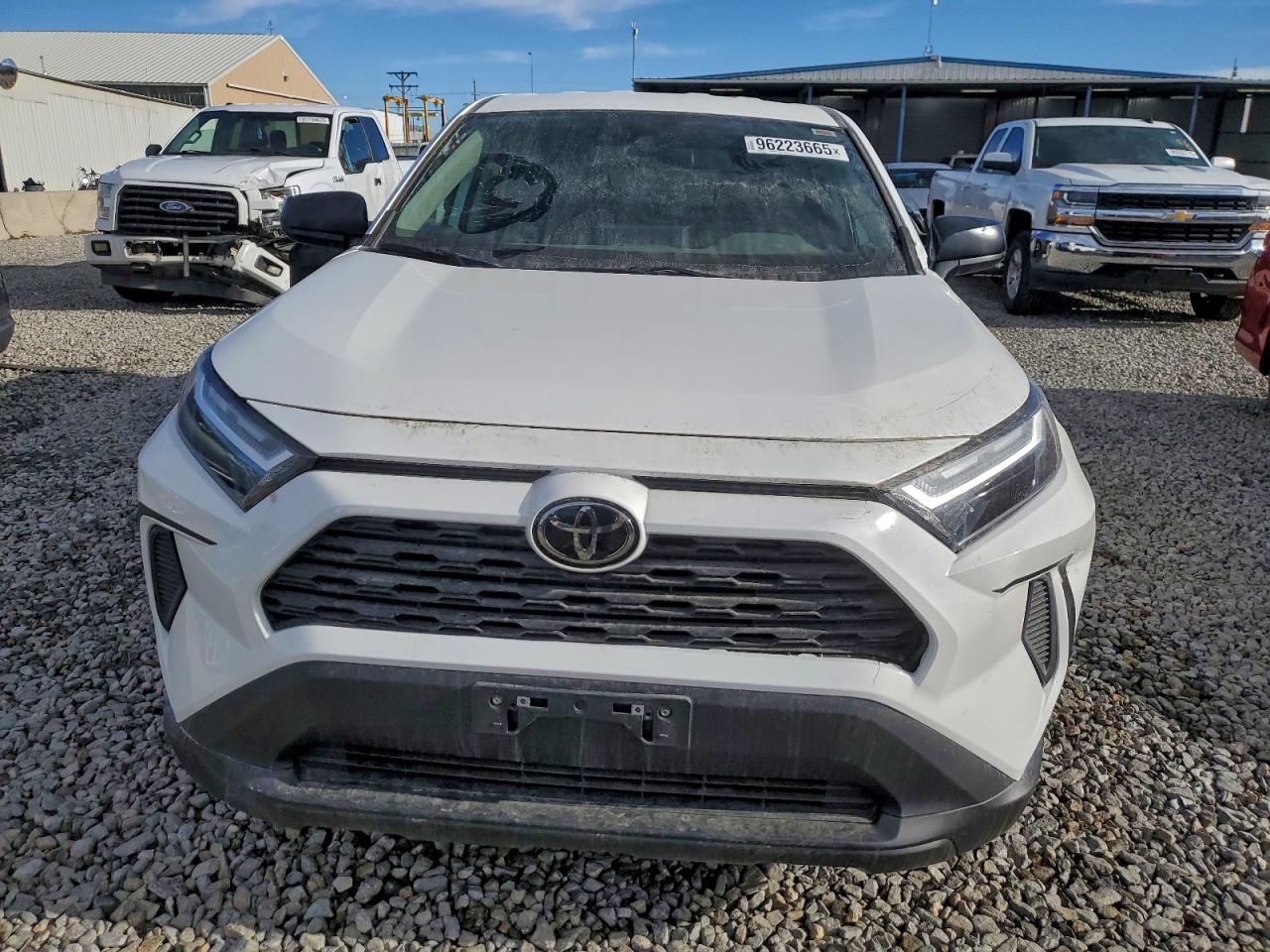 2024 TOYOTA RAV4 LE photo 9