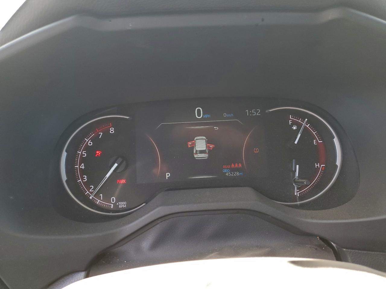 2024 TOYOTA RAV4 LE photo 17