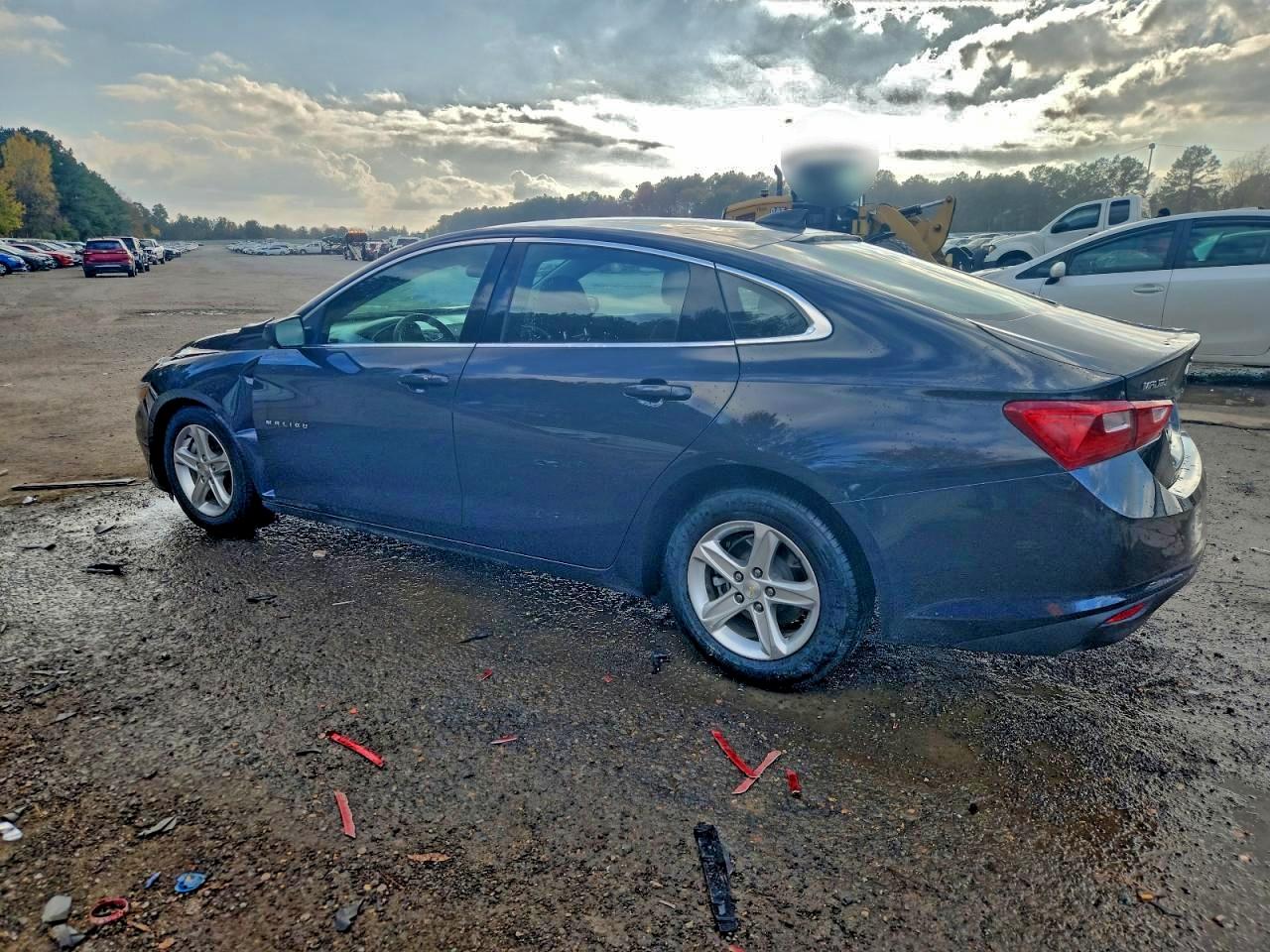 2022 CHEVROLET MALIBU LS photo 3