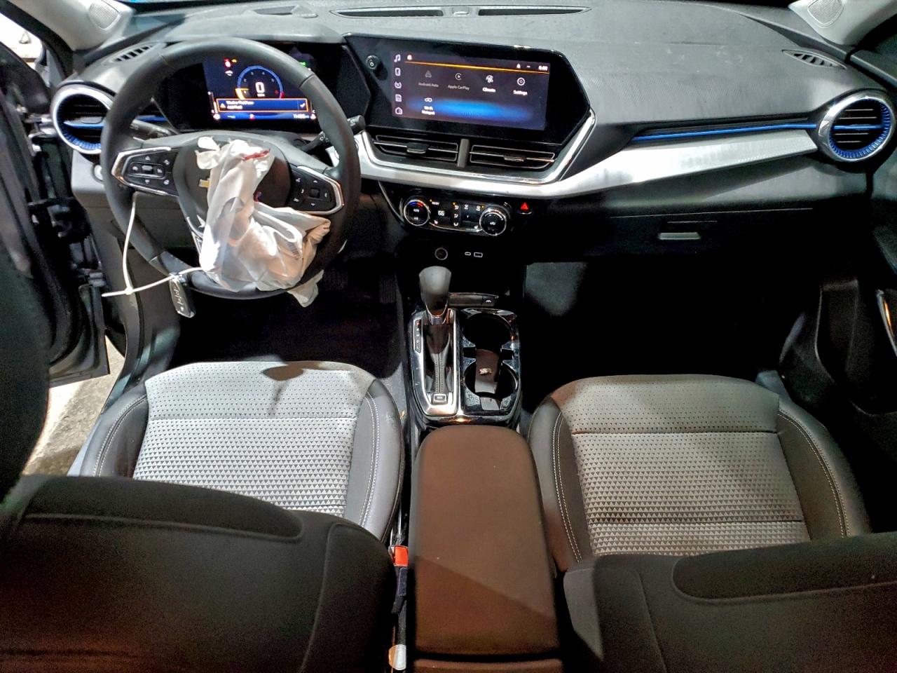 2025 CHEVROLET TRAX 1LT photo 8