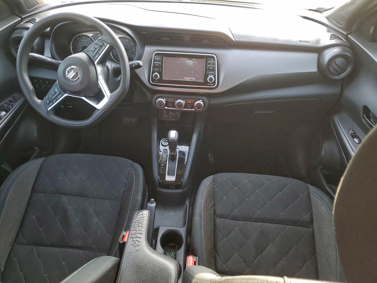 2020 NISSAN KICKS S photo 15
