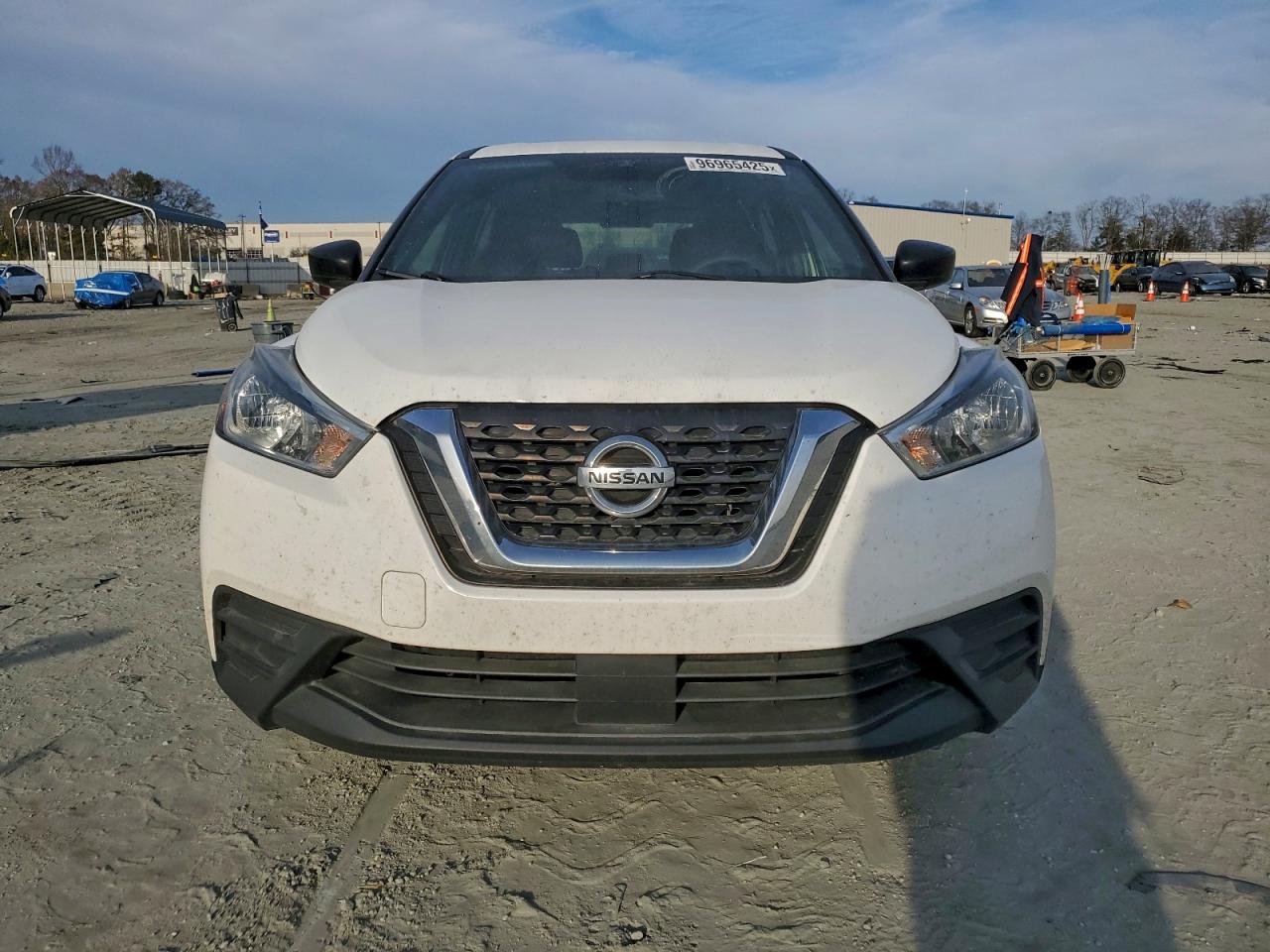 2020 NISSAN KICKS S photo 9
