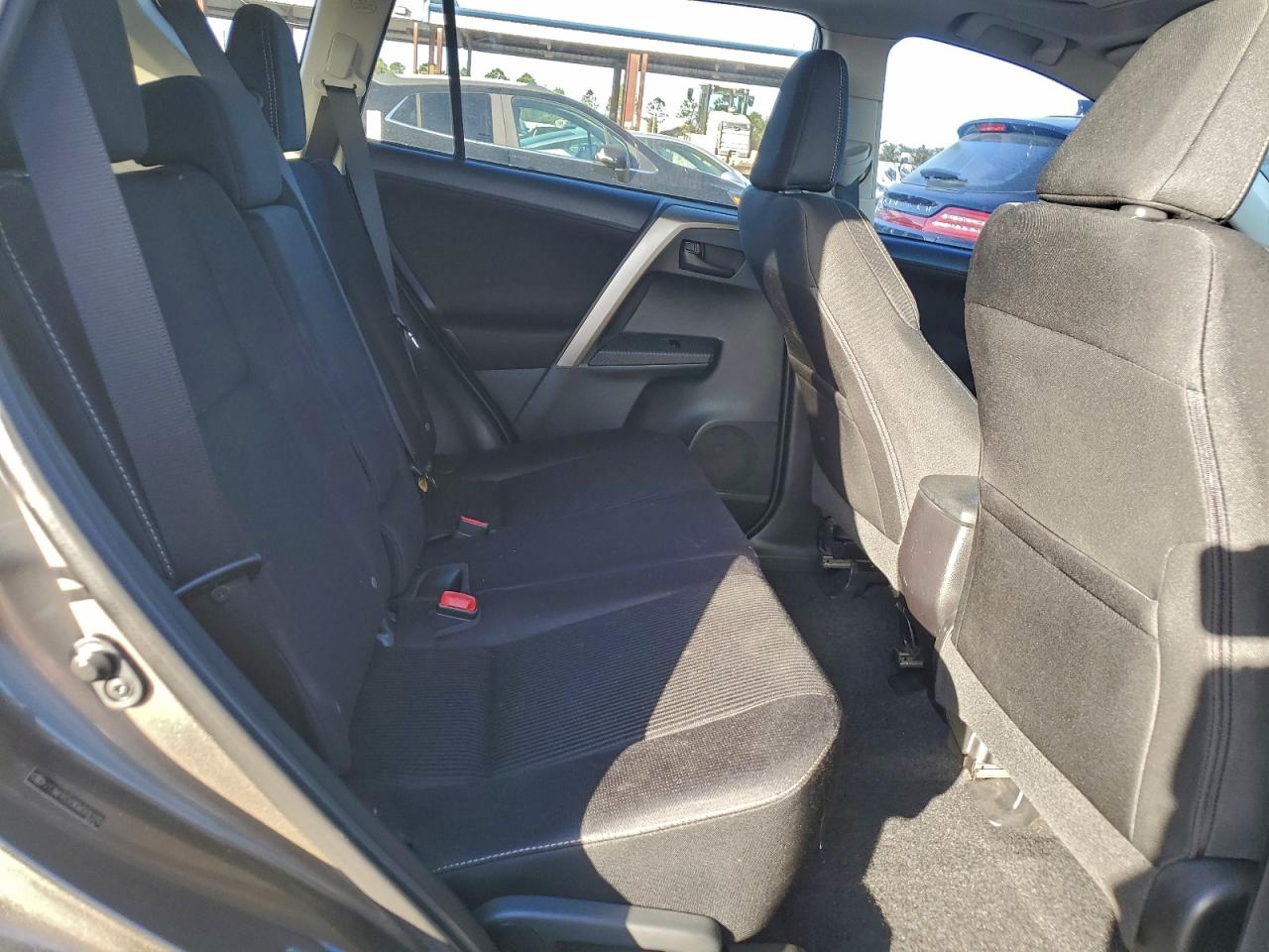 2013 TOYOTA RAV4 XLE photo 41