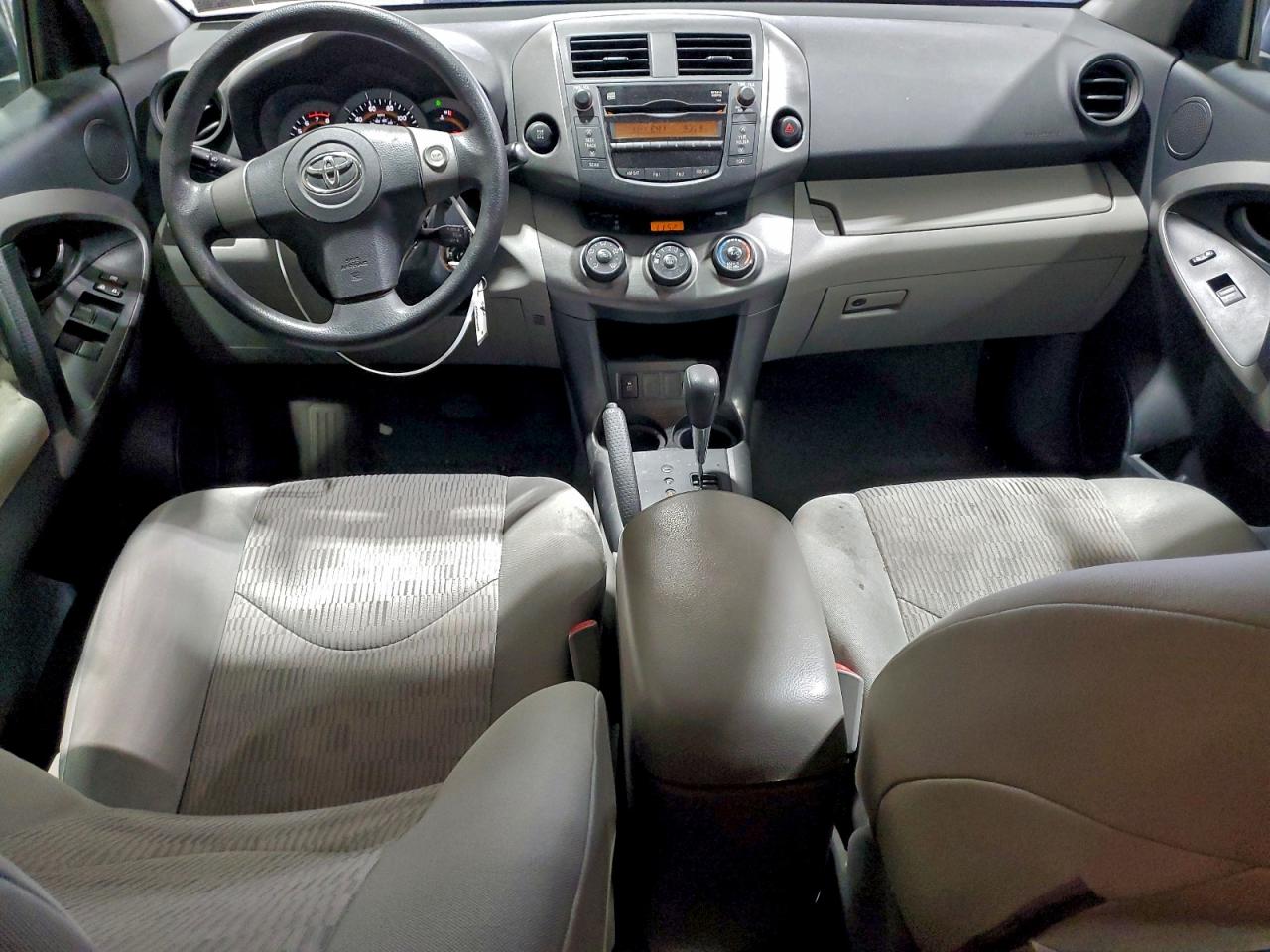 2010 TOYOTA RAV4 photo 22
