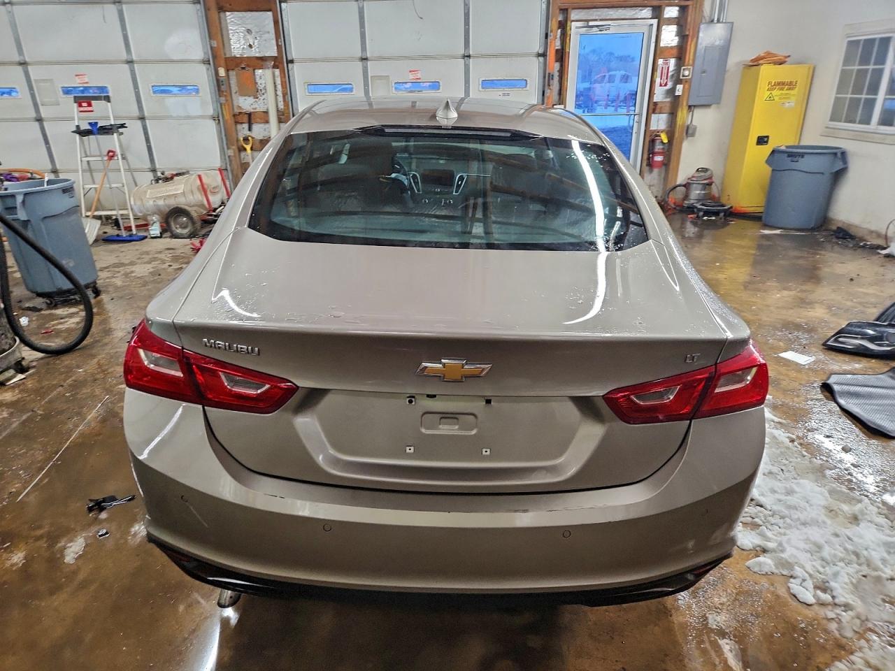 2025 CHEVROLET MALIBU LT photo 11