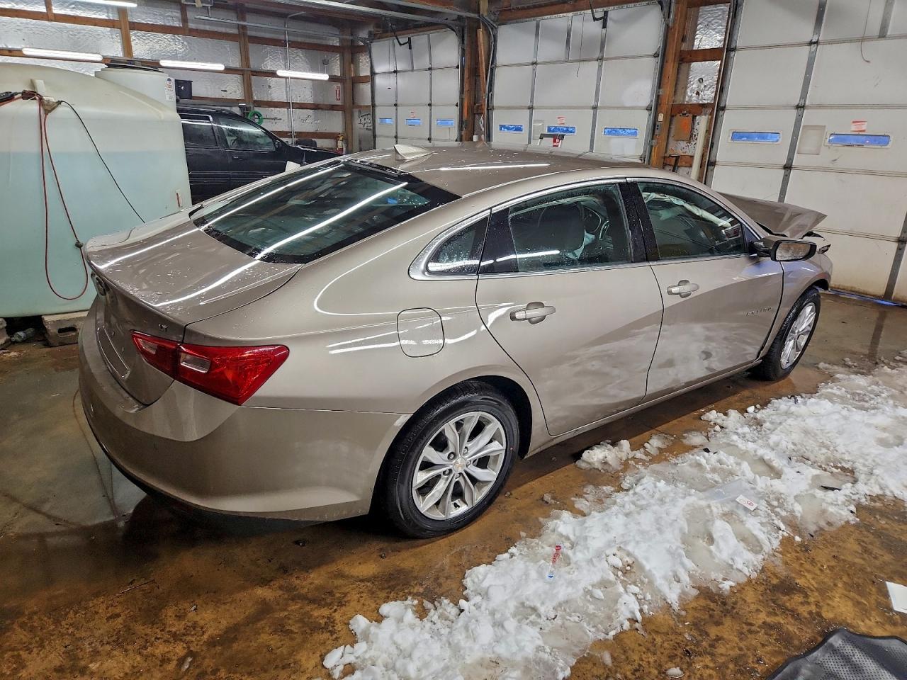 2025 CHEVROLET MALIBU LT photo 5