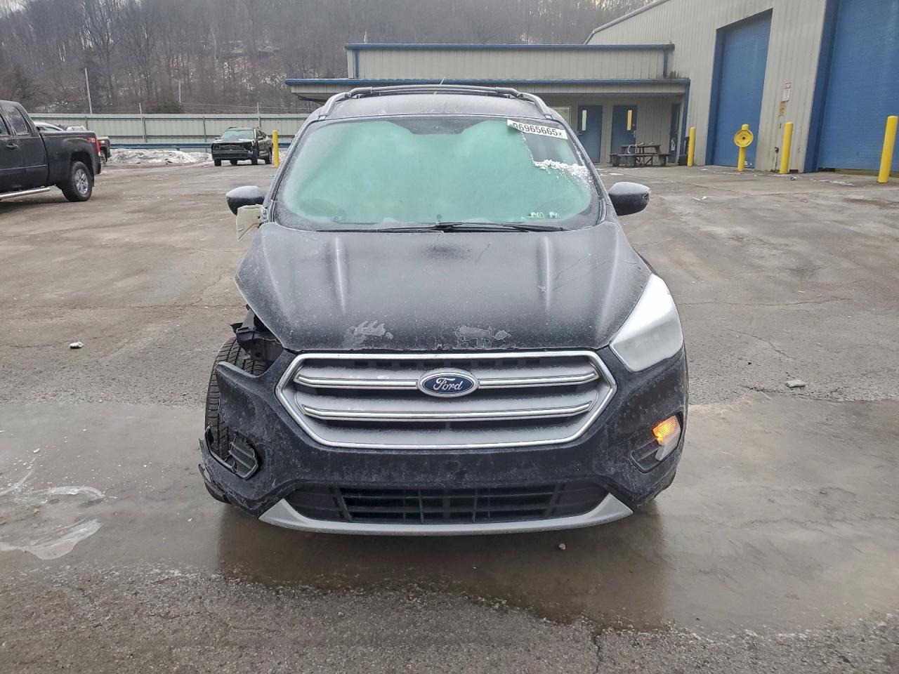 2017 FORD ESCAPE SE photo 5