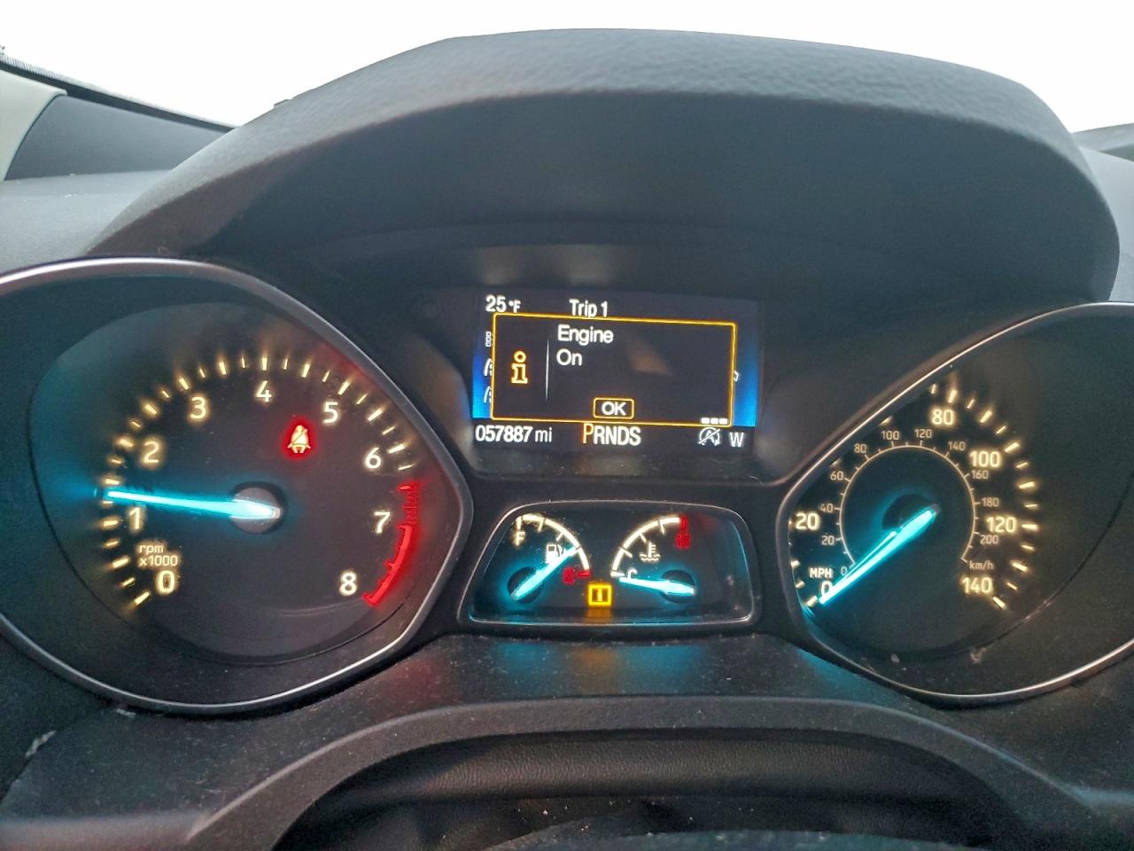 2017 FORD ESCAPE SE photo 9