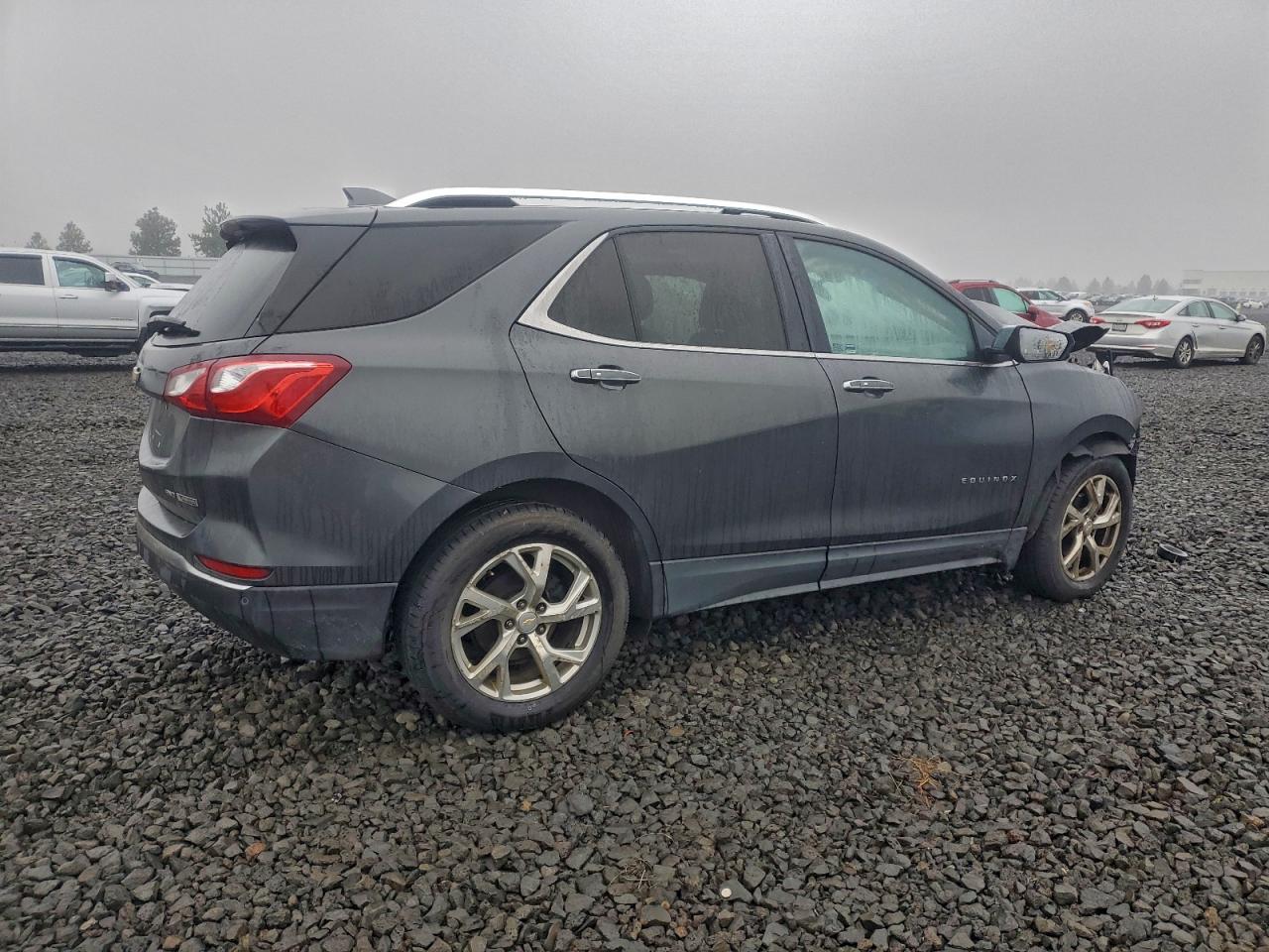 2018 CHEVROLET EQUINOX PREMIER photo 5