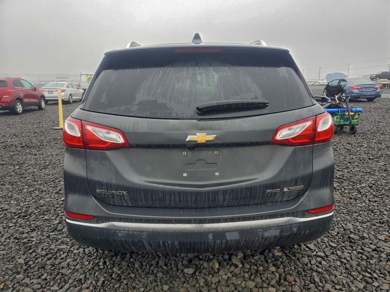 2018 CHEVROLET EQUINOX PREMIER photo 11