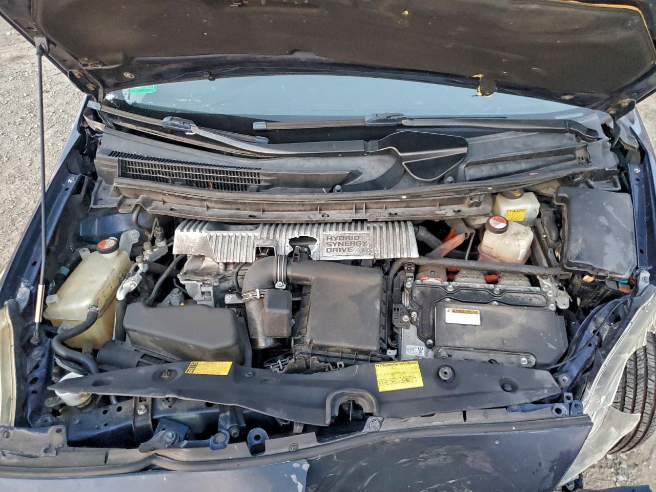 2015 TOYOTA PRIUS photo 11