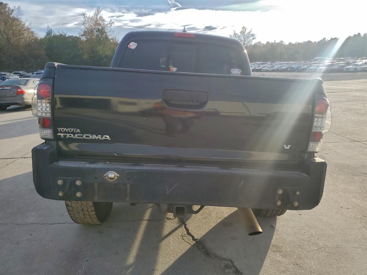 2012 TOYOTA TACOMA DOUBLE CAB photo 11