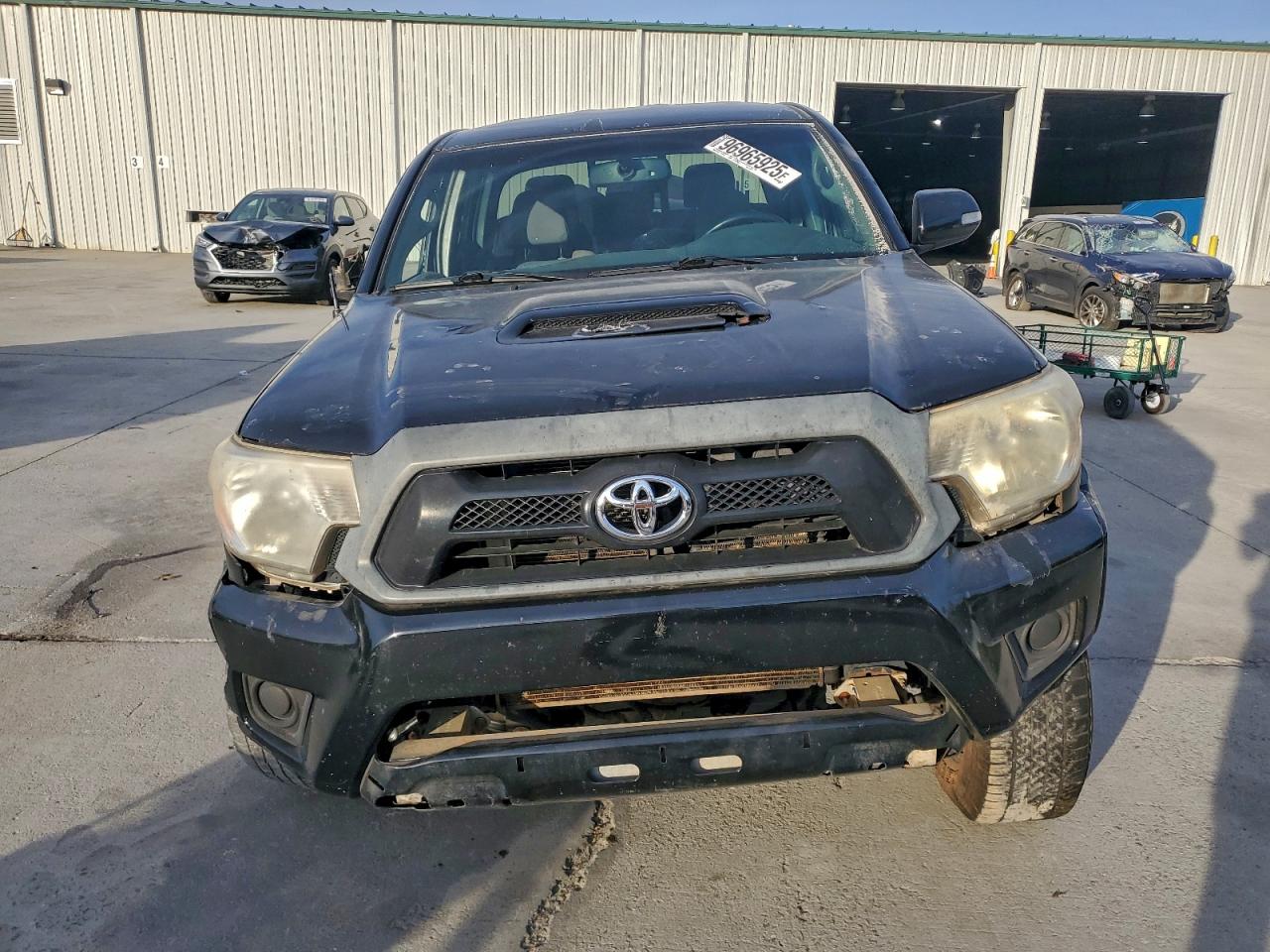 2012 TOYOTA TACOMA DOUBLE CAB photo 9