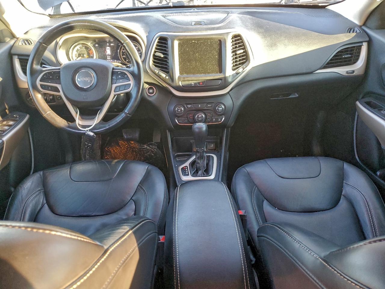 2018 JEEP CHEROKEE LIMITED photo 8