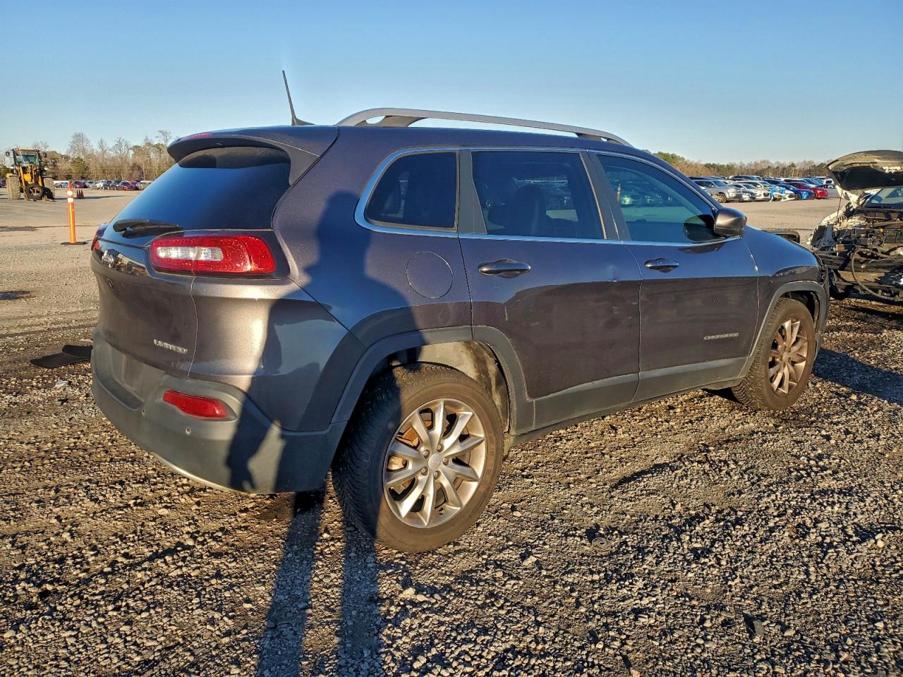 2018 JEEP CHEROKEE LIMITED photo 3