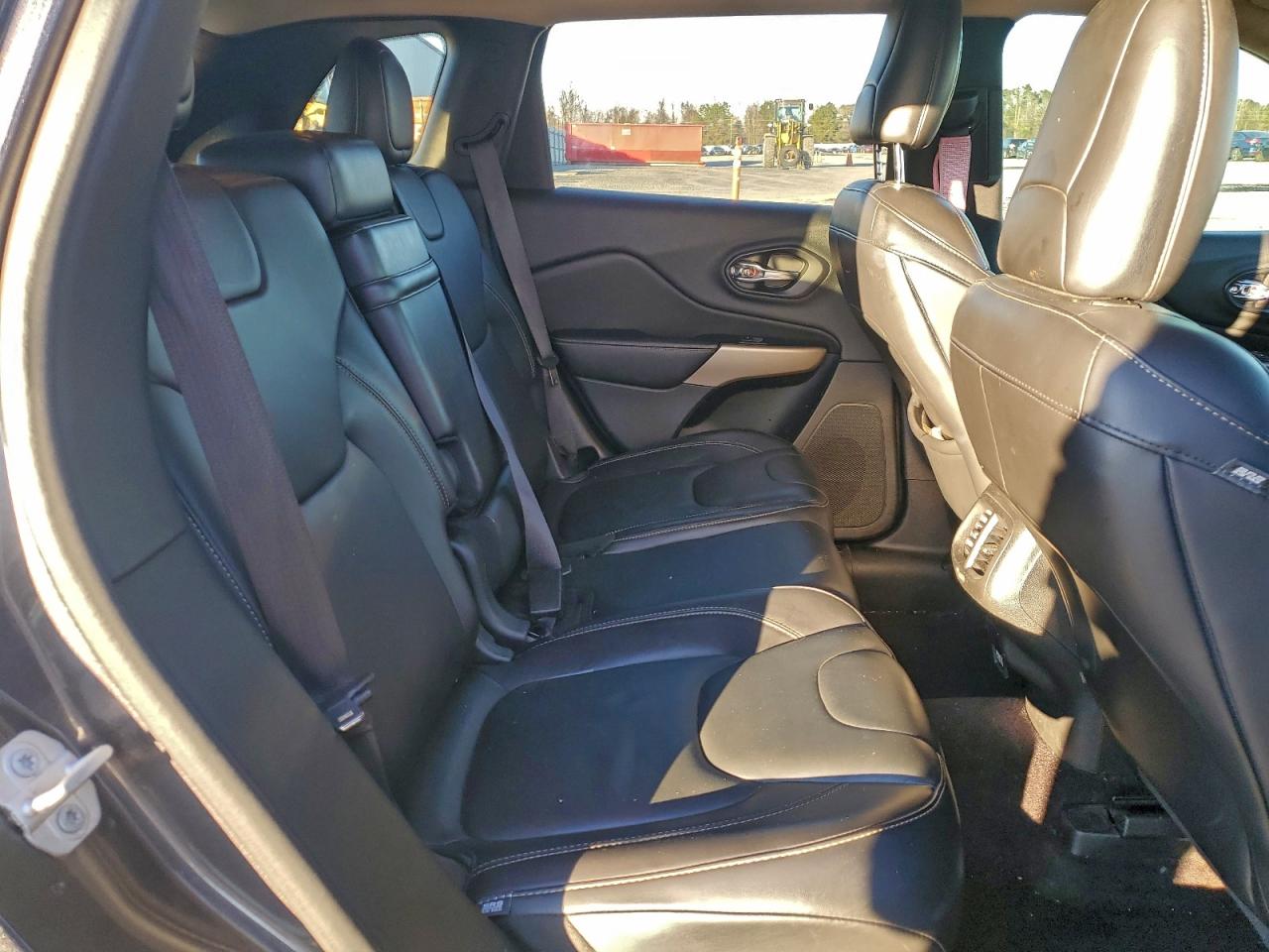 2018 JEEP CHEROKEE LIMITED photo 11