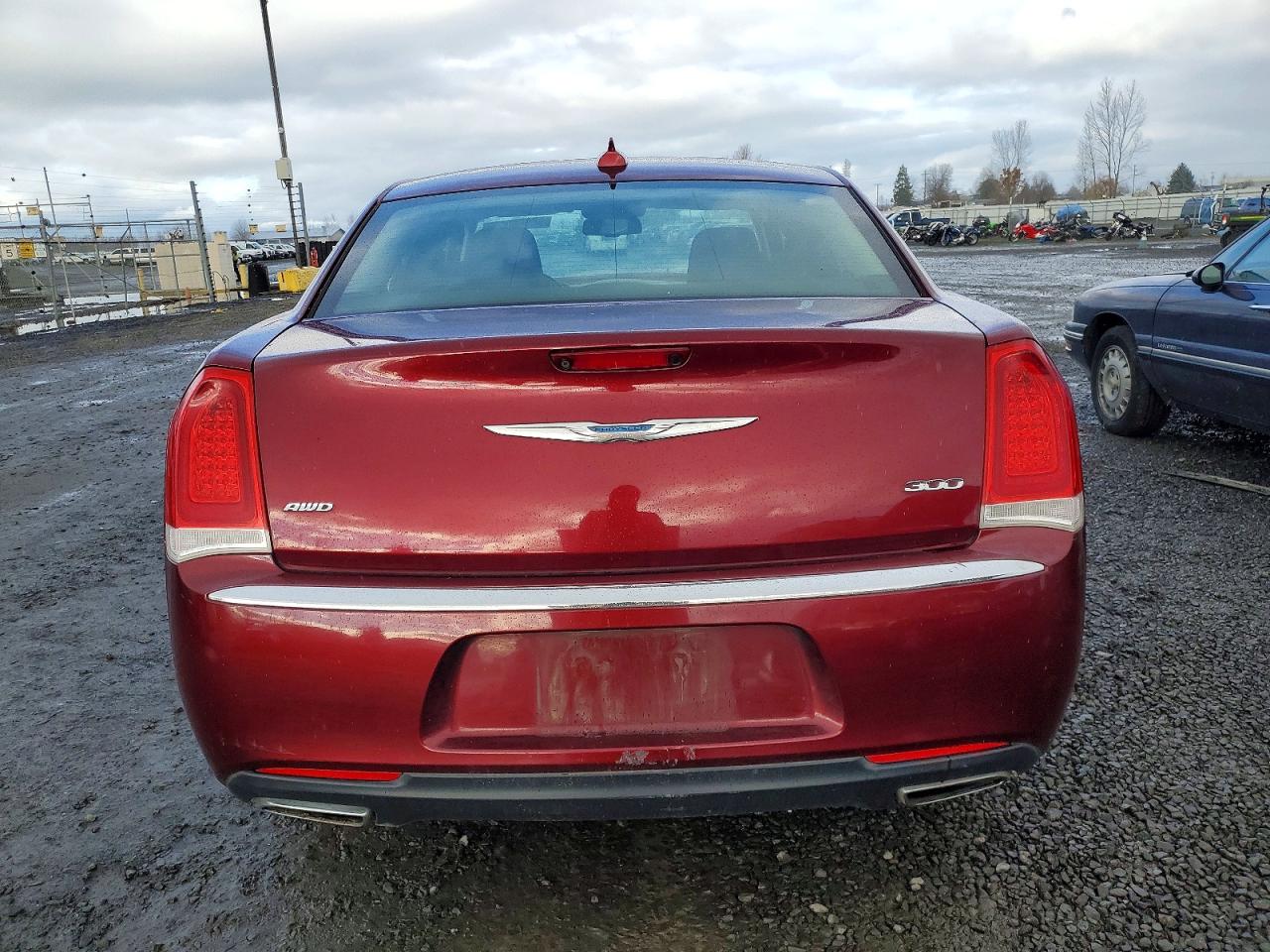 2018 CHRYSLER 300 TOURING photo 6
