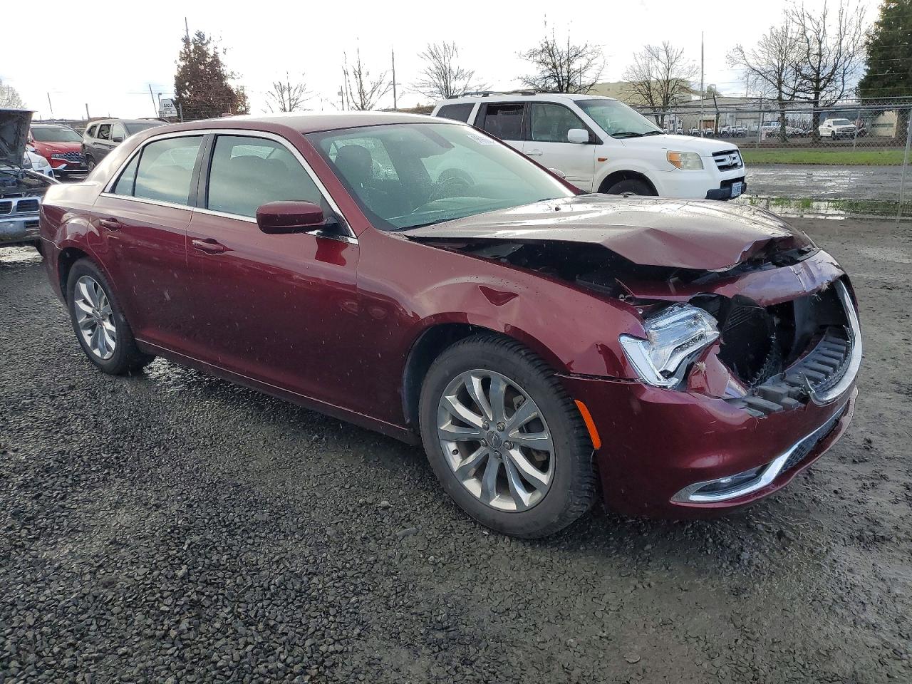 2018 CHRYSLER 300 TOURING photo 4