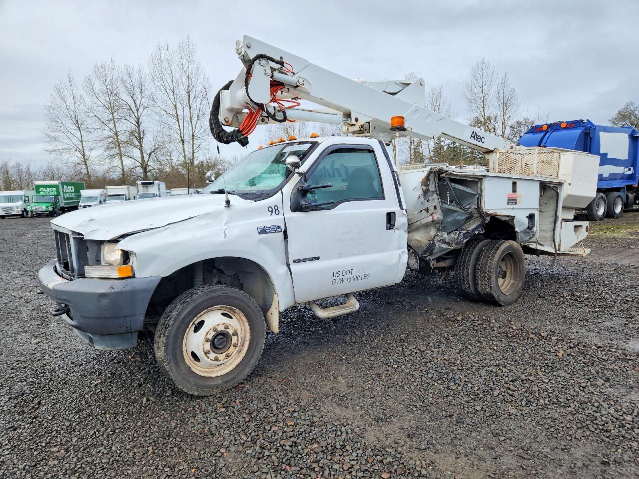 2003 FORD F550