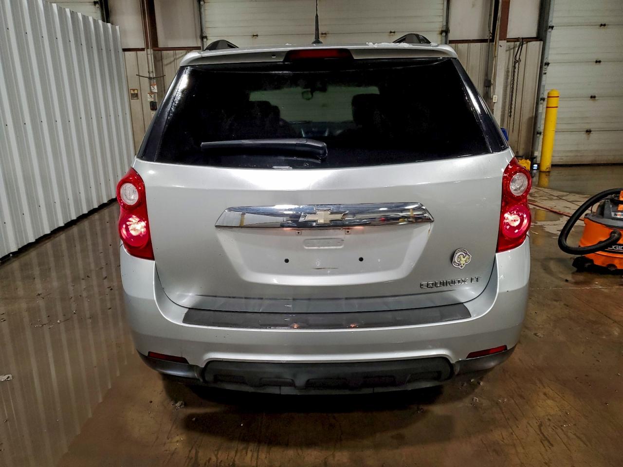 2010 CHEVROLET EQUINOX LT photo 6