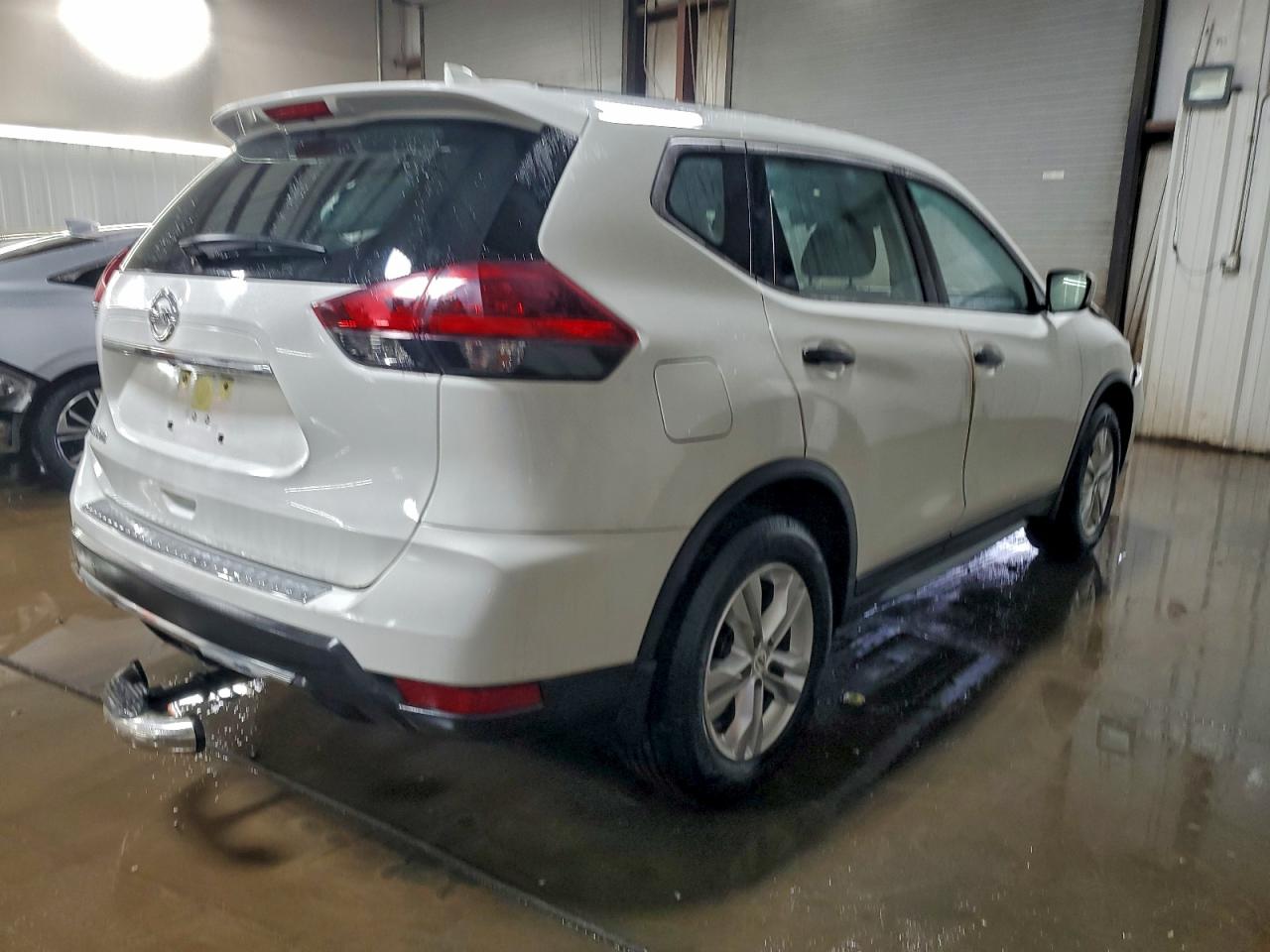 2020 NISSAN ROGUE S photo 3