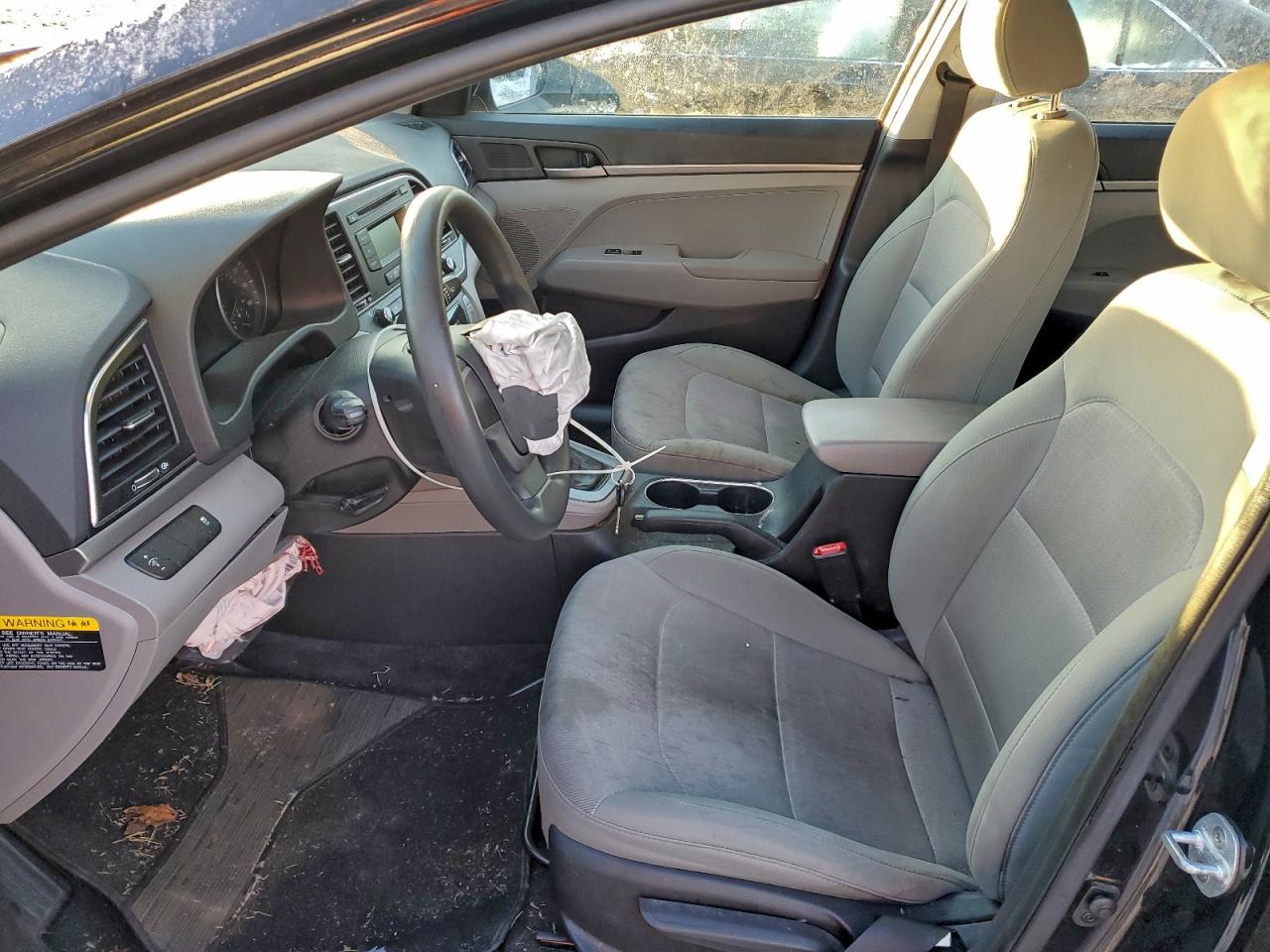 2017 HYUNDAI ELANTRA SE photo 7