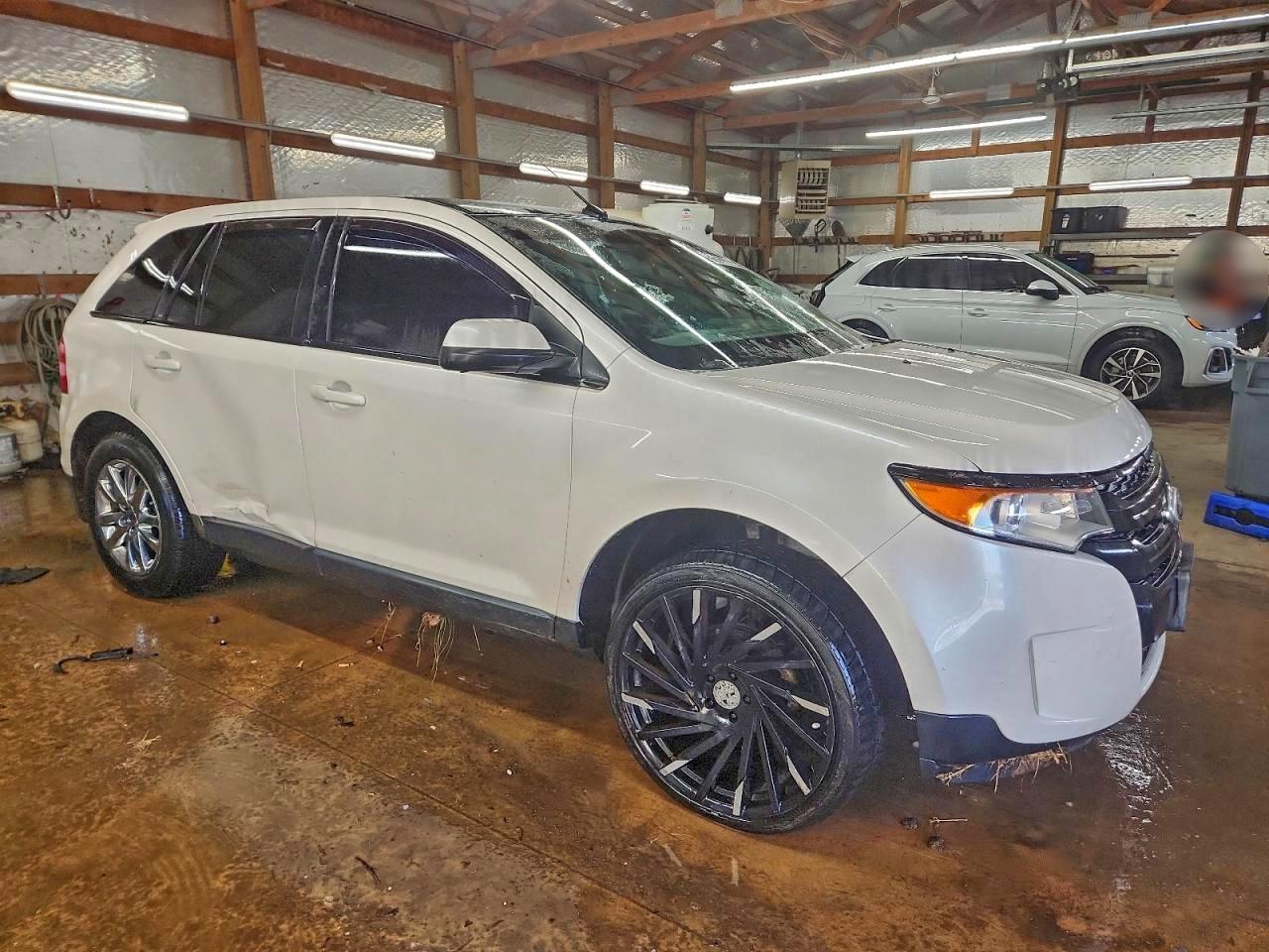 2011 FORD EDGE LIMITED photo 4